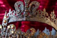 Forge Faux Metal Crowns Grungy Chic Style
