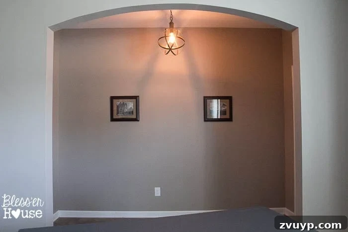 DIY Faux Shiplap Wall for Instant Farmhouse Charm 5 Foyer wall before shiplap