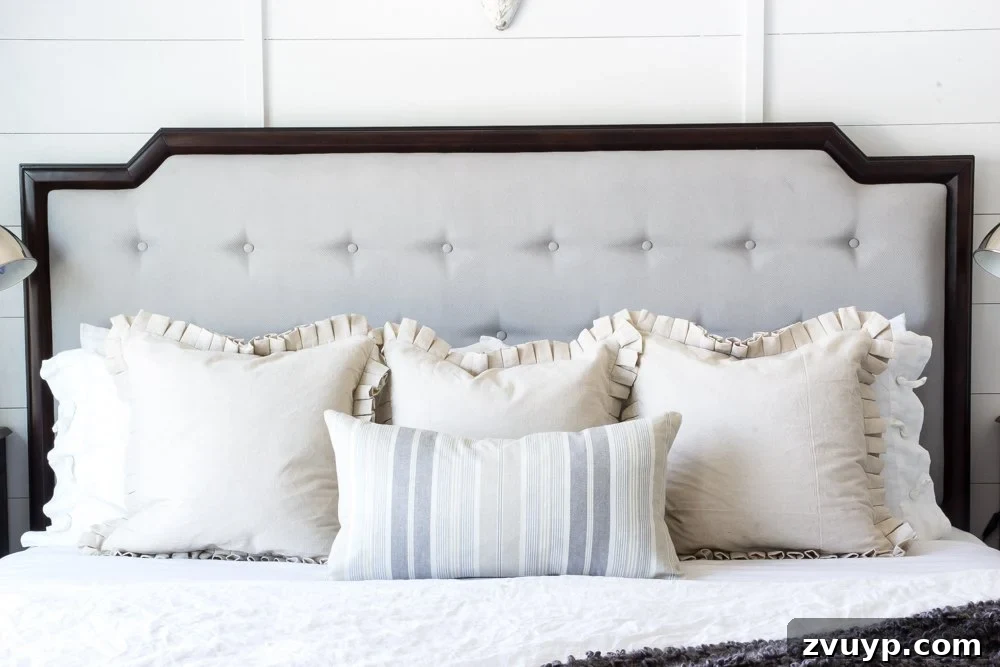 Upholstery Painting: Your Starter Guide 10 Beginner's Guide to Painting Upholstery | blesserhouse.com A simple tutorial for painting fabric furniture- This is so easy! Way better than upholstering furniture from scratch.