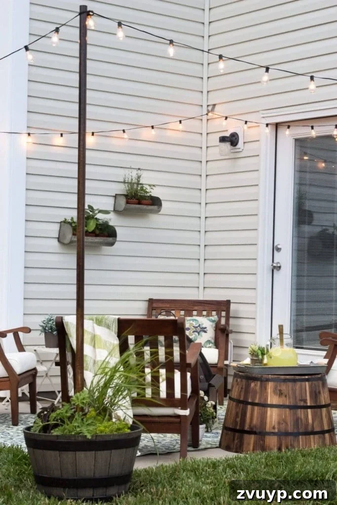 Mastering Siding Decor 8 How to Hang Decor on Siding With No Damage | blesserhouse.com - Good tip for making outdoor siding look not so naked!