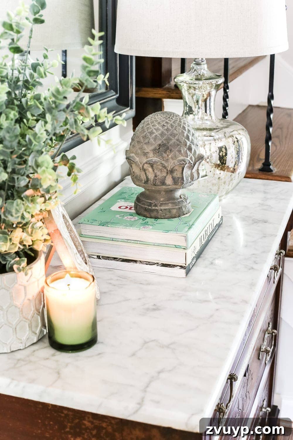 Elevate Your Entryway: Banish Marble Stains and Revamp Your Foyer Chest 14 Close-up of the glistening marble top