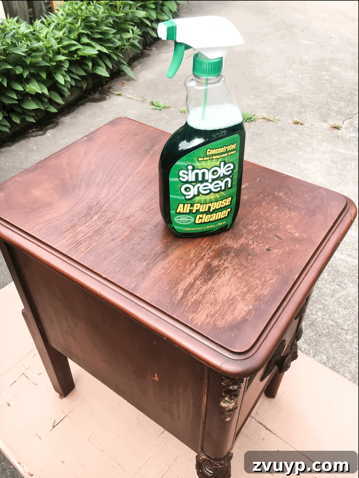Gilded Glamour Nightstands 3 Cleaning old nightstands with Simple Green and rags