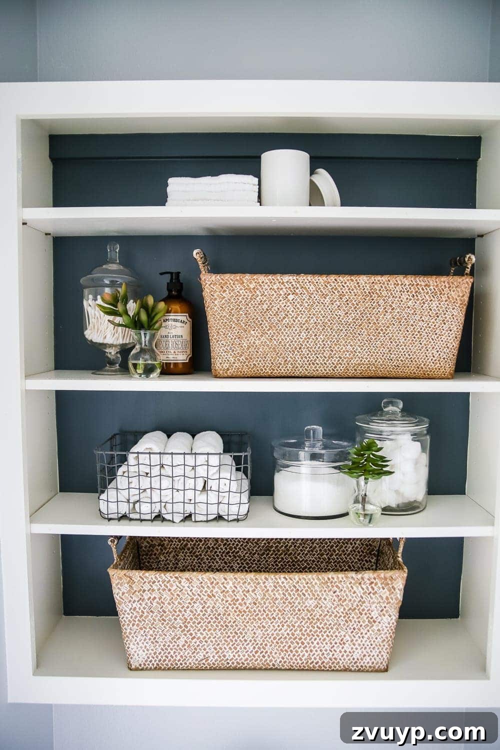 Stunning Bathroom Transformation Unveiled with Lowe's 30 Lowe's Spring Makeover Bathroom Reveal | blesserhouse.com - A team of 6 DIYers take on a bathroom makeover in 48 hours to transform a plain, builder grade space to give it character and modern farmhouse charm.