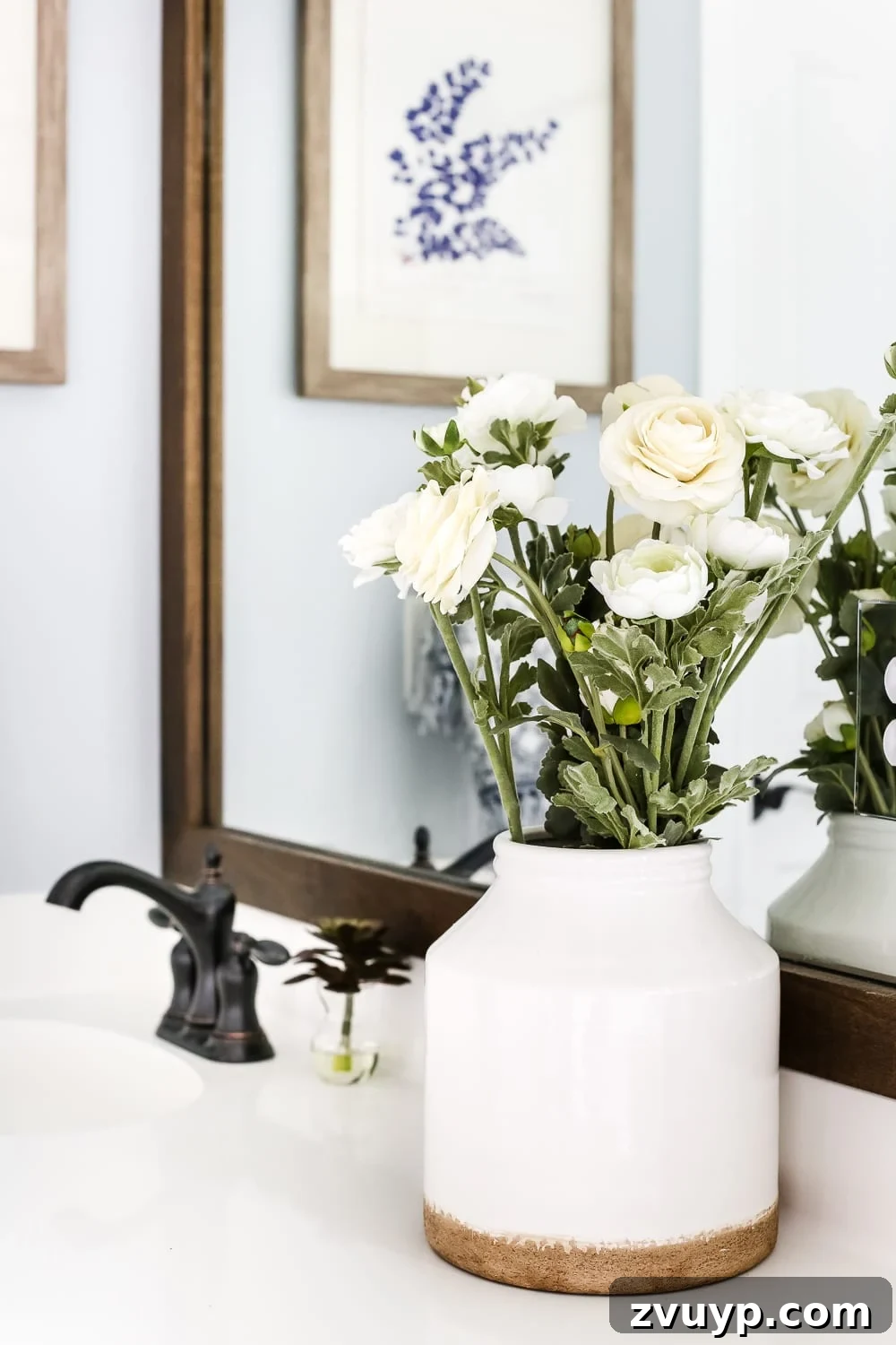 Stunning Bathroom Transformation Unveiled with Lowe's 32 Lowe's Spring Makeover Bathroom Reveal | blesserhouse.com - A team of 6 DIYers take on a bathroom makeover in 48 hours to transform a plain, builder grade space to give it character and modern farmhouse charm.