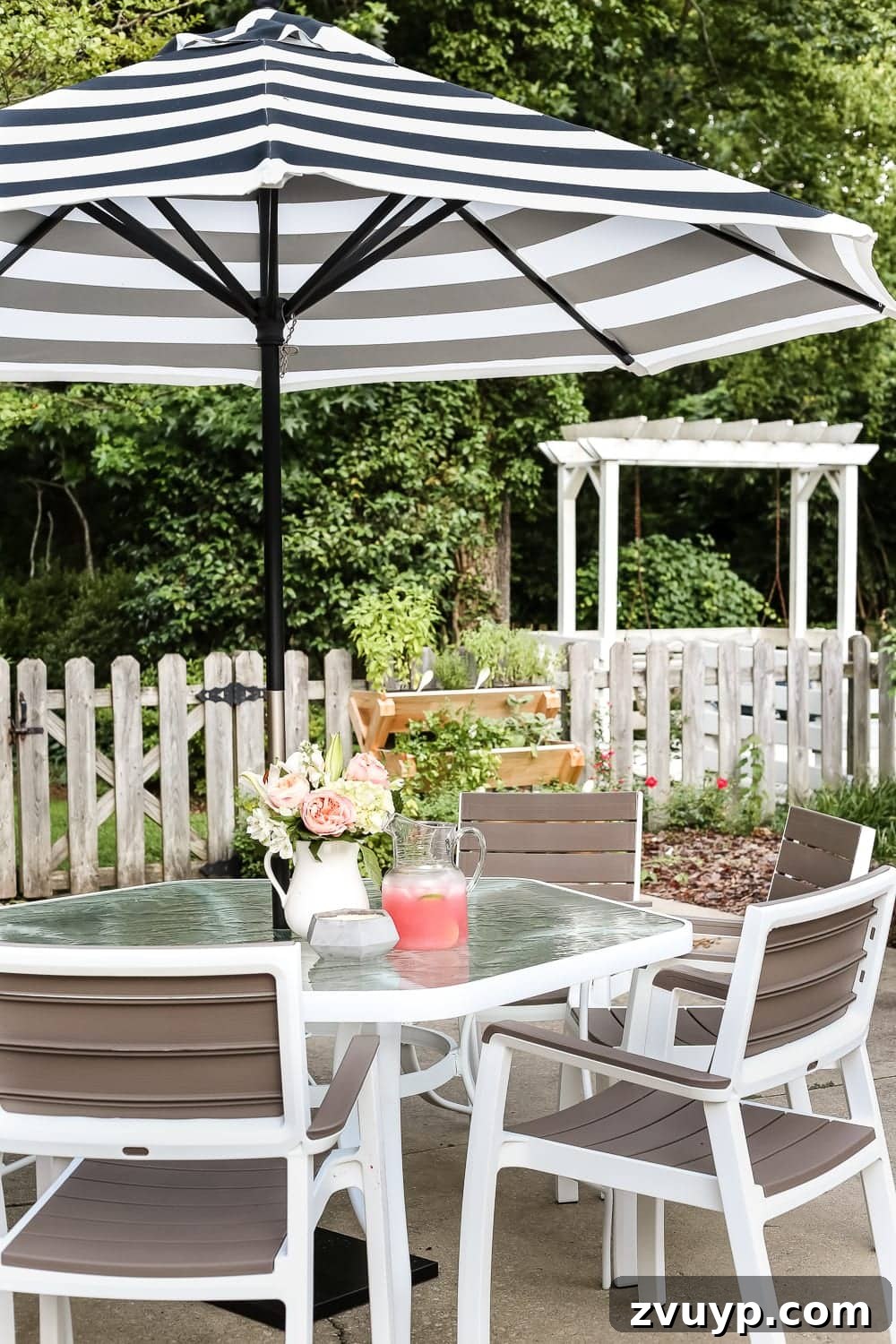 Achieve a Streak-Free Shine on Your Patio Glass Table 8 How to Revive a Glass Patio Table | blesserhouse.com - A tutorial explaining how to clean, paint, and revive a glass patio table to make it look brand new in a few quick steps.
