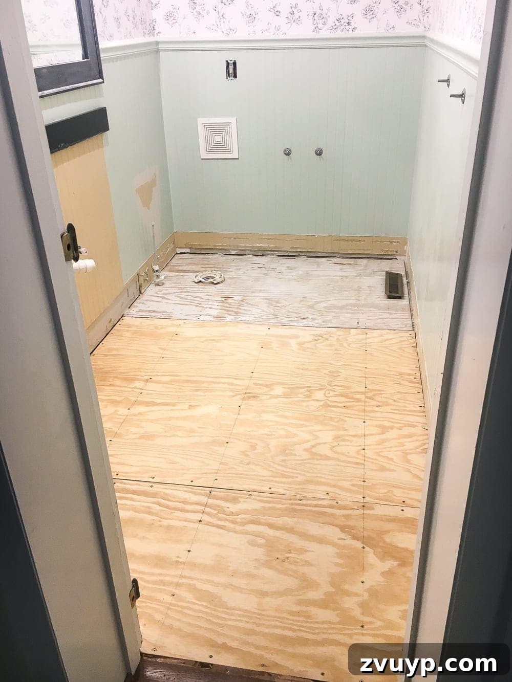 Powder Room Glow-Up: The Faux Marble Tile Floor Reveal 5 The Best Faux Marble Tile | blesserhouse.com - A dated powder room floor gets a modern classic refresh with faux marble tile & why hiring a contractor is sometimes cheaper than DIY.