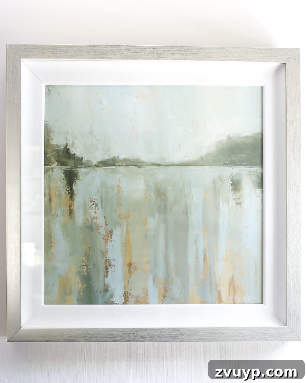 Making Your Home Look Expensive Without Breaking the Bank 7 Elegant Living Room Decor with Large Artwork