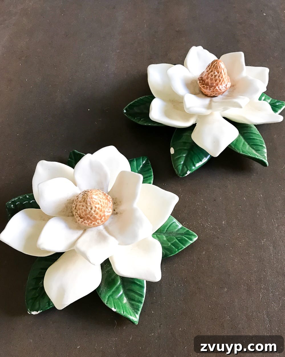 A quick and simple tutorial for how to make anything look like concrete with craft paint. #crafting #painting #thriftydecor 