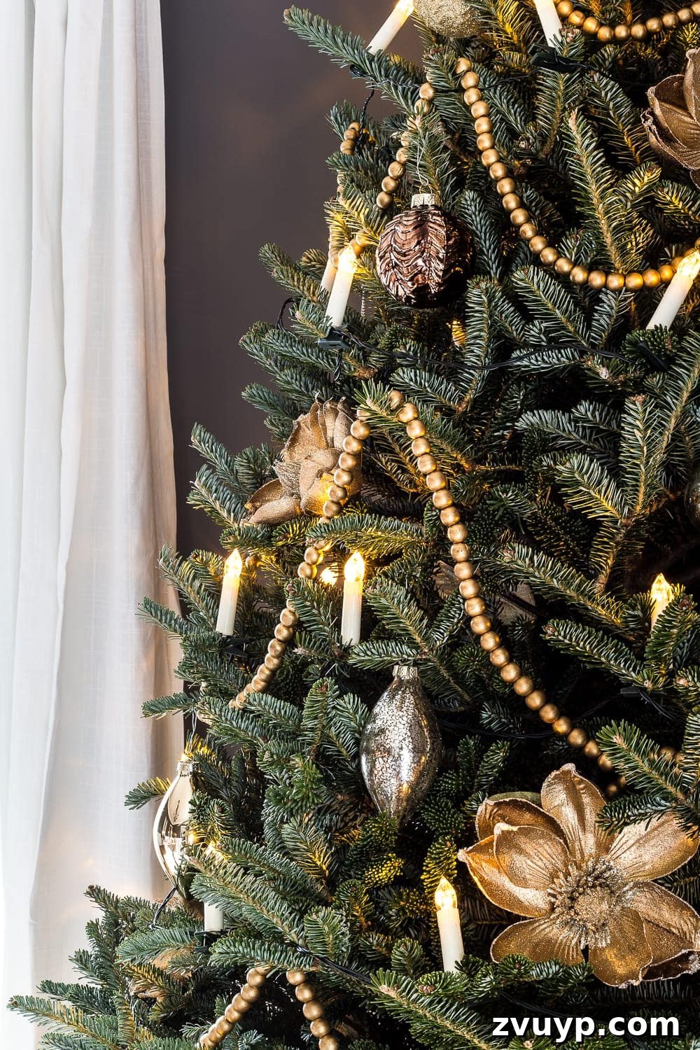 Craft Your Perfect Tree: A Step-by-Step Real Christmas Tree Decorating Guide 12 live christmas tree decorations