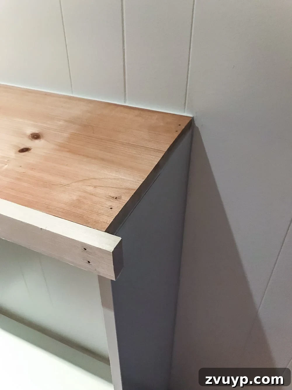 DIY Dream Playroom: Seamless Built-In Bookshelves 14 An easy to follow step-by-step tutorial showing how to build bookcase built-ins using IKEA Billy bookcases. #IKEAhack #homeimprovement #build #playroom