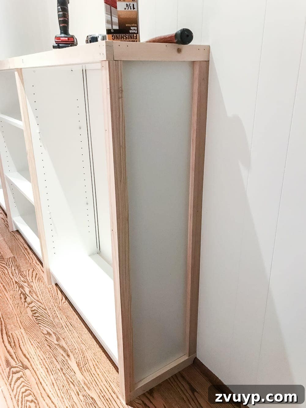 DIY Dream Playroom: Seamless Built-In Bookshelves 19 An easy to follow step-by-step tutorial showing how to build bookcase built-ins using IKEA Billy bookcases. #IKEAhack #homeimprovement #build #playroom