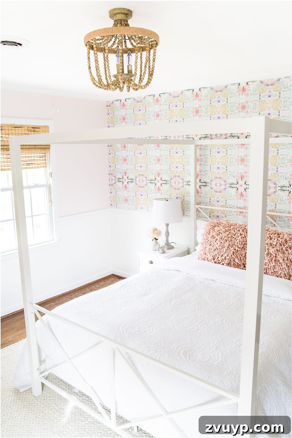 A thrifted table lamp gets a French Baroque designer inspired makeover using Annie Sloan Chalk Paint in Paris Grey, Pure White, clear wax, and dark wax. #thriftdecor #thrifted #thrifting #thriftmakeover #lamp #bedroom #girlbedroom #littlegirlbedroom #frenchdecor #femininedecor #designerknockoff #designerdecor 