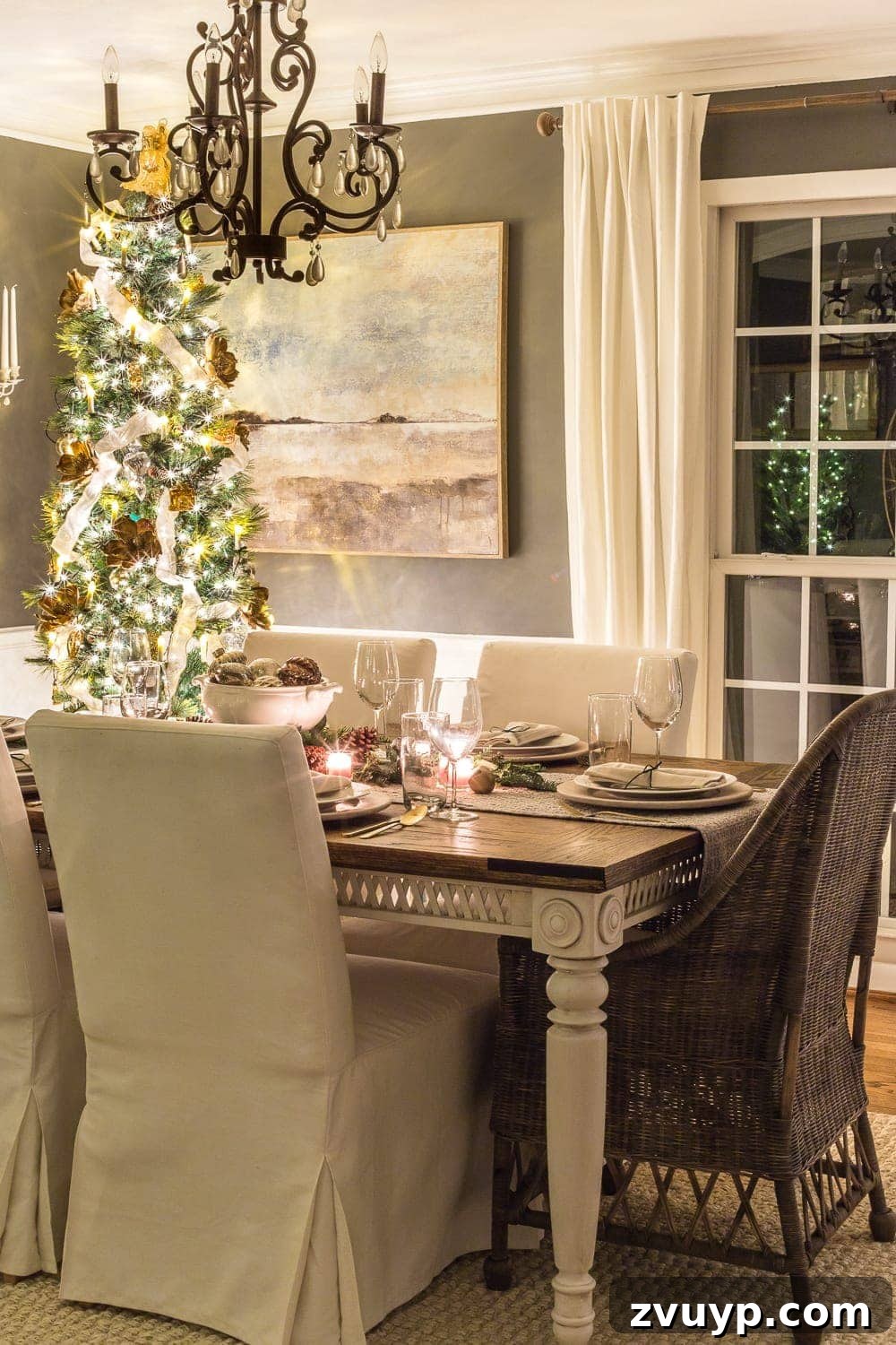 Yuletide Candlelit Journey 2 Enchanting Christmas Candlelight Night Tour: Dining Room Aglow