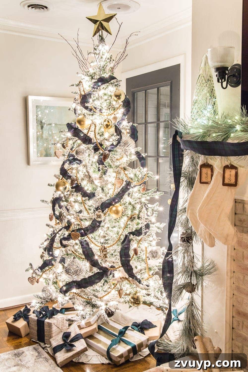Yuletide Candlelit Journey 14 Christmas Candlelight Night Tour: Full View of Radiant Christmas Tree