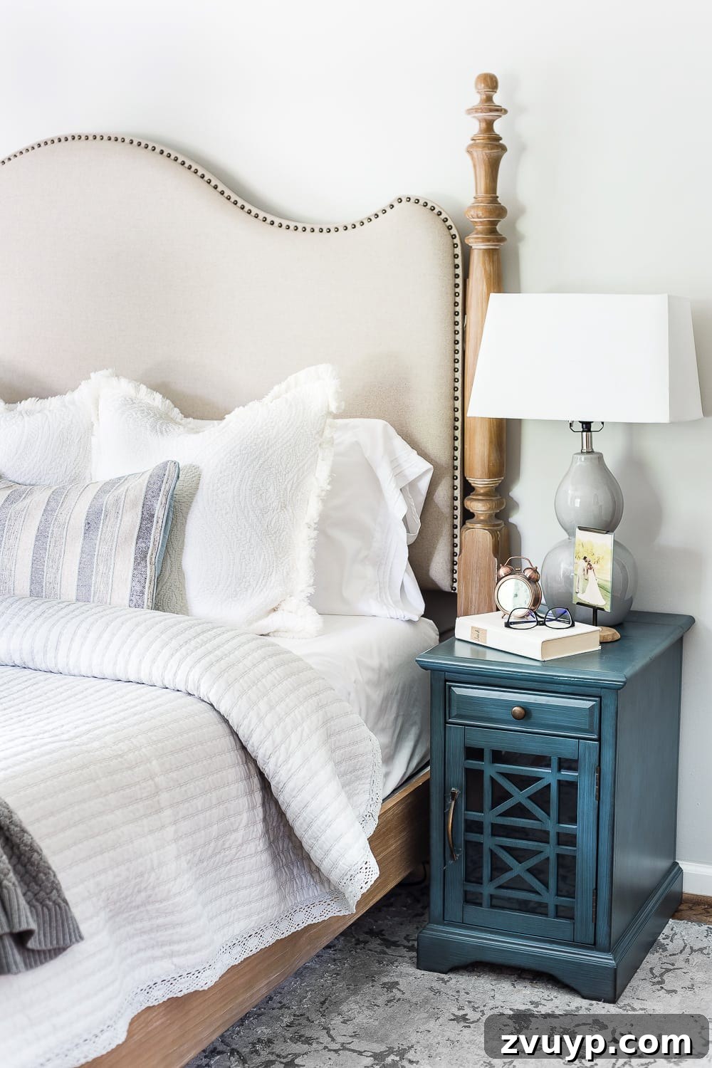 The Ultimate Bedroom Light Bulb for Deep Sleep 7 Sleep Bulb for Adults with Insomnia | Our non-biased 5 month test drive of sleep promoting light bulbs and how they help settle children, babies, and adults for bedtime. #babysleep #insomnia #lightbulb #lighting #ambience #bedroomlight #kidsbedtime #sleepsolutions