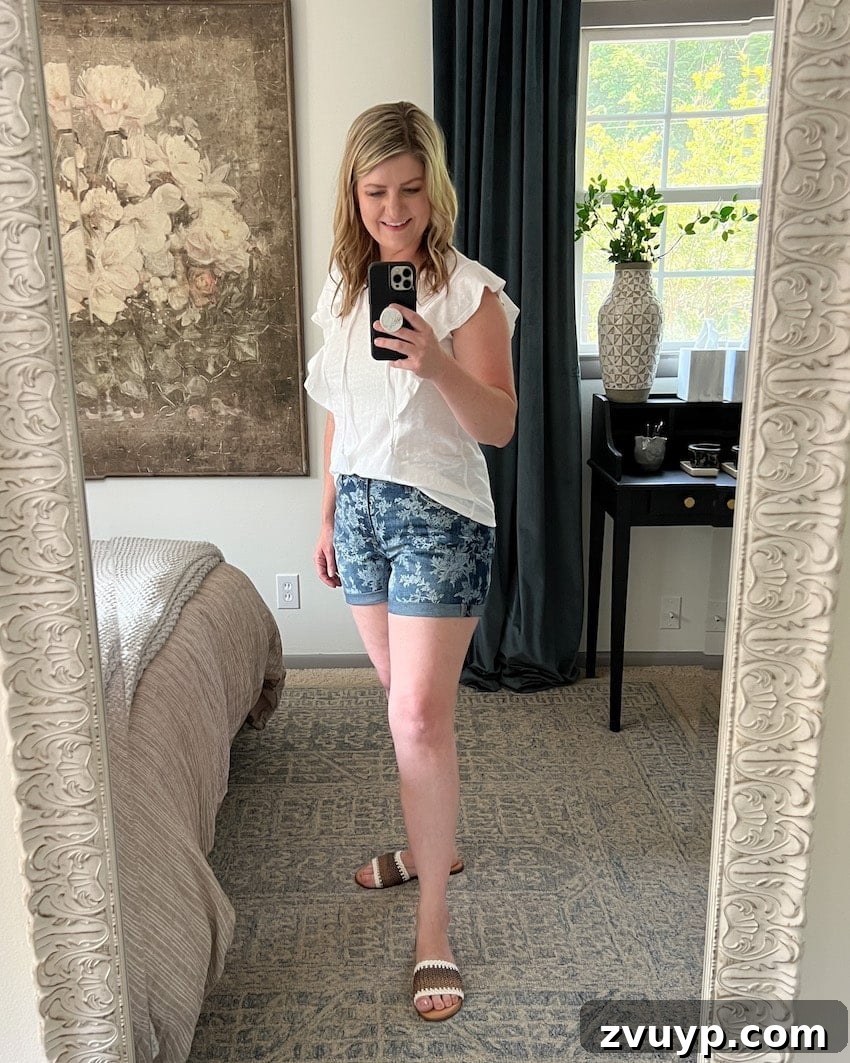 Smooth Silhouette: 10 Fashion Tricks to Flatter Your Mom Belly 8 mom outfit for summer
