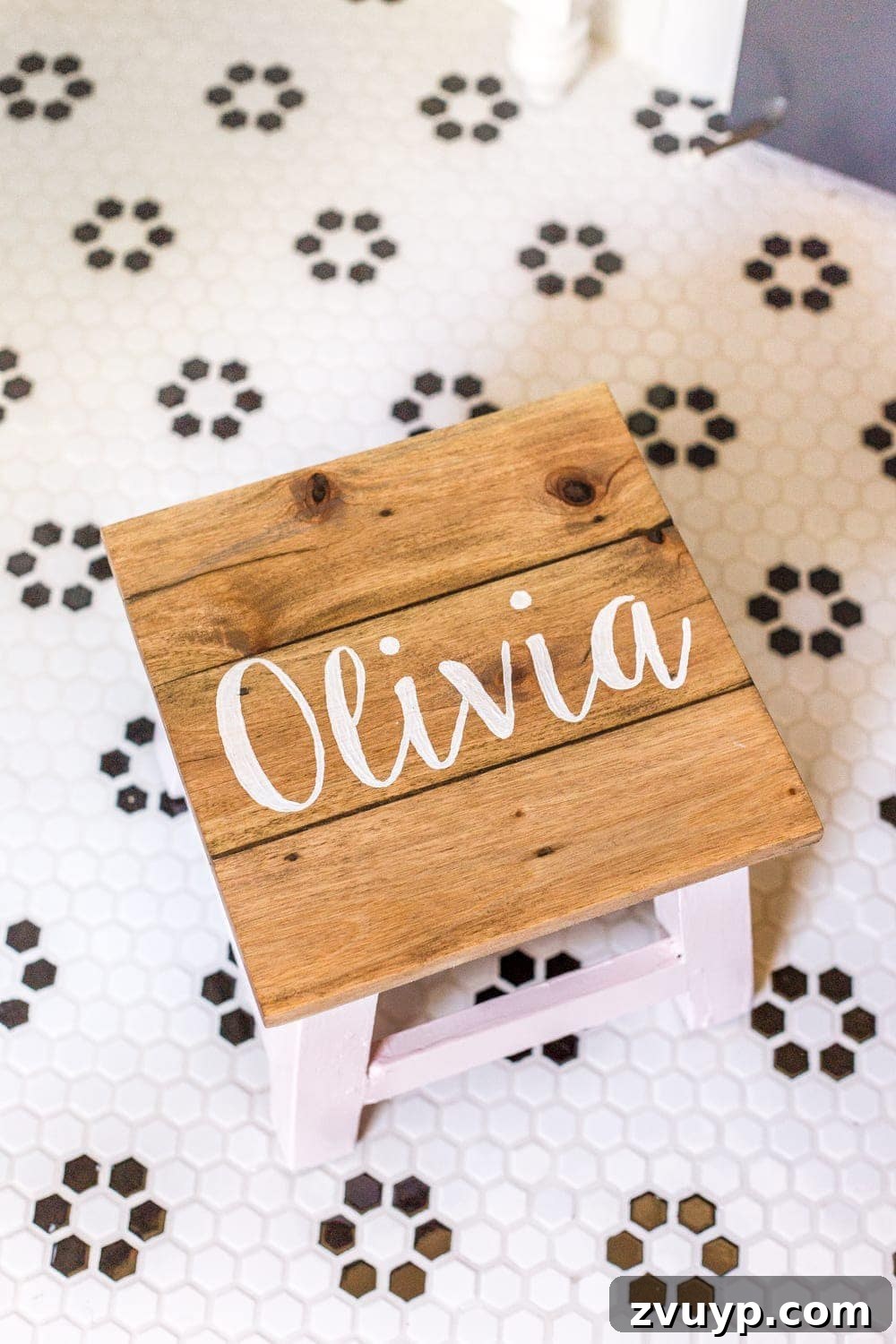 Your Custom Step Stool Creations 13 DIY Personalized Step Stools | blesserhouse.com - One easy trick to personalize any piece of wood to paint names and designs on signs and furniture inexpensively. #personalizedstepstool #diysign #diymonogram