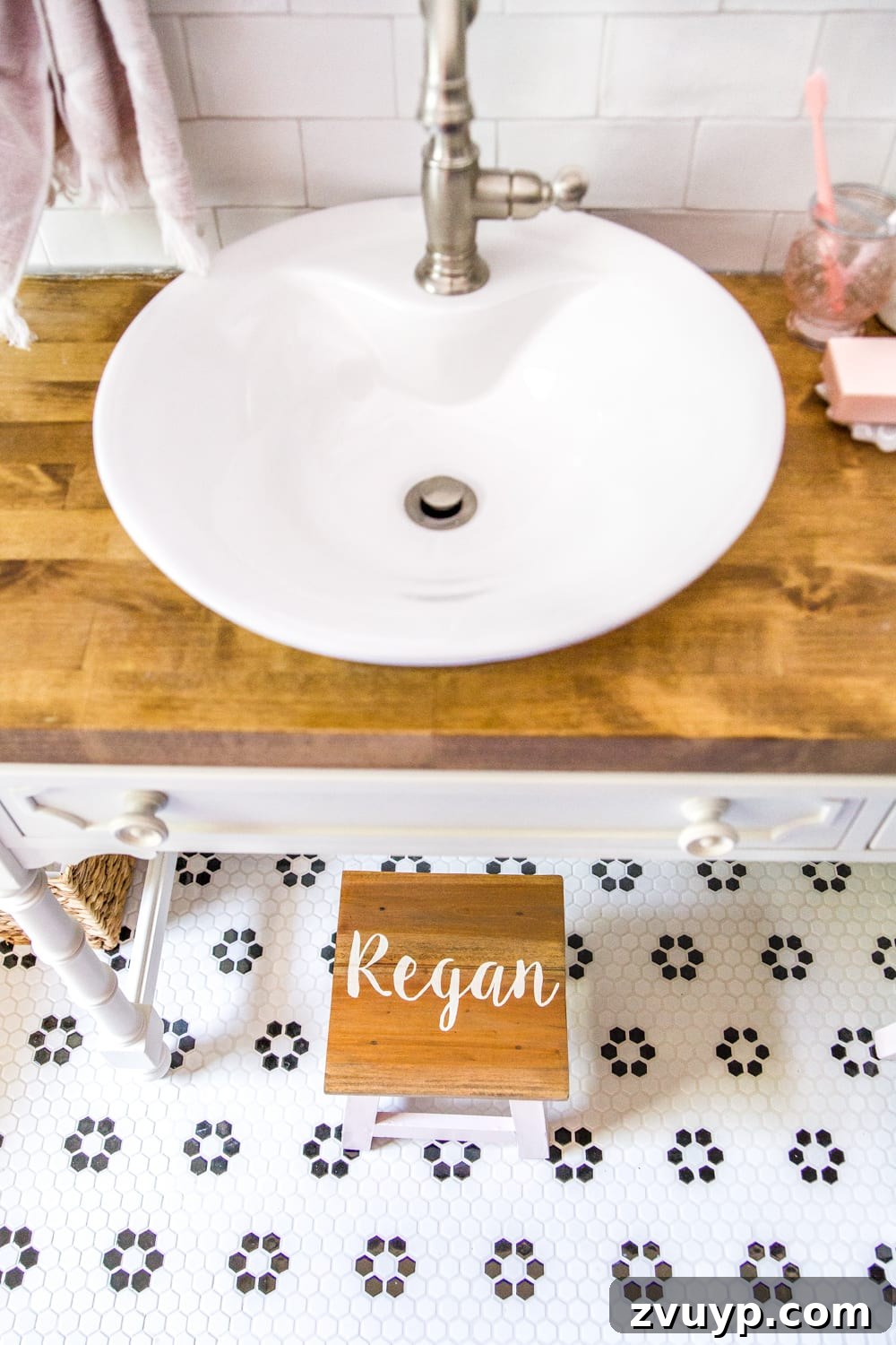 Your Custom Step Stool Creations 15 DIY Personalized Step Stools | blesserhouse.com - One easy trick to personalize any piece of wood to paint names and designs on signs and furniture inexpensively. #personalizedstepstool #diysign #diymonogram