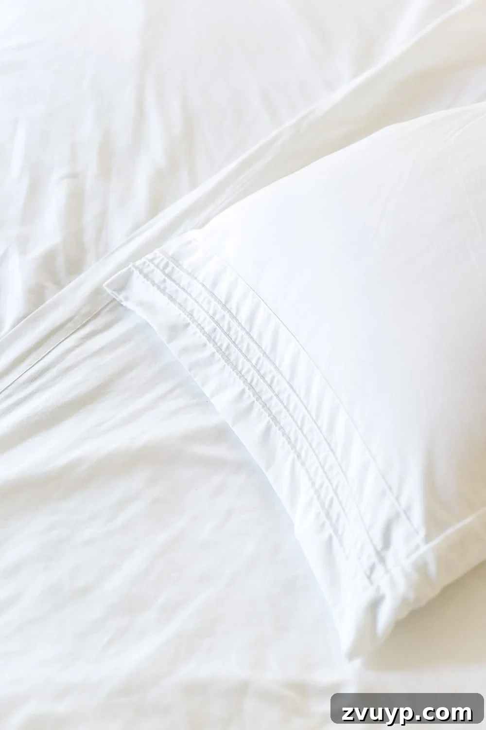En İyi Uygun Fiyatlı Lüks Konforlu Yatak 6 The Best Budget Luxury-Feel Mattress | Three mattresses, three different price points, and how they compare to find a luxury feeling mattress that doesn't break the bank.
