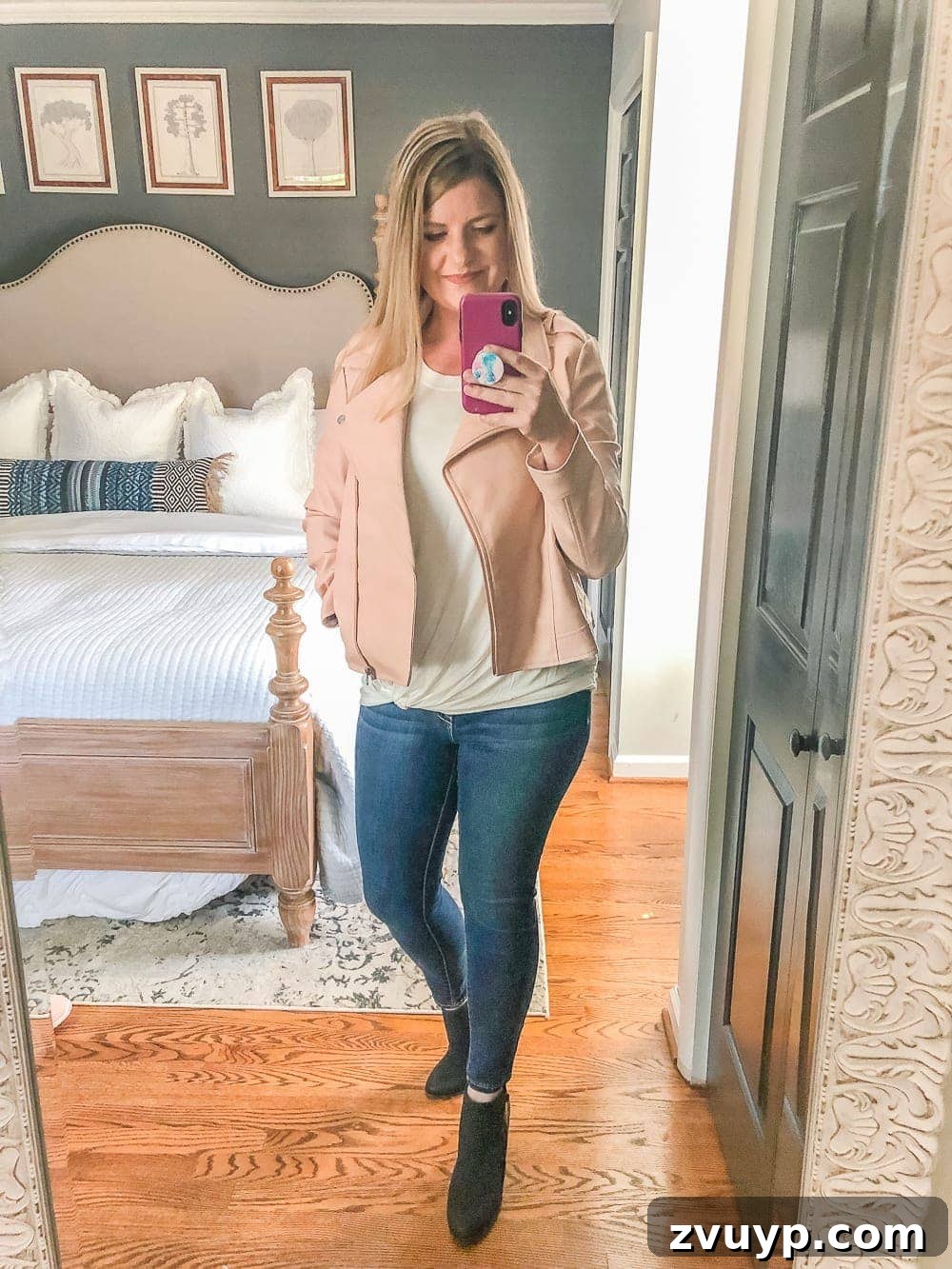 7 Stylish & Affordable Fall Outfits for a Flawless Fit 8 7 Inexpensive Tummy Hiding Mom Friendly Fall Outfits | blush moto jacket, jeans, tie waist tee, booties