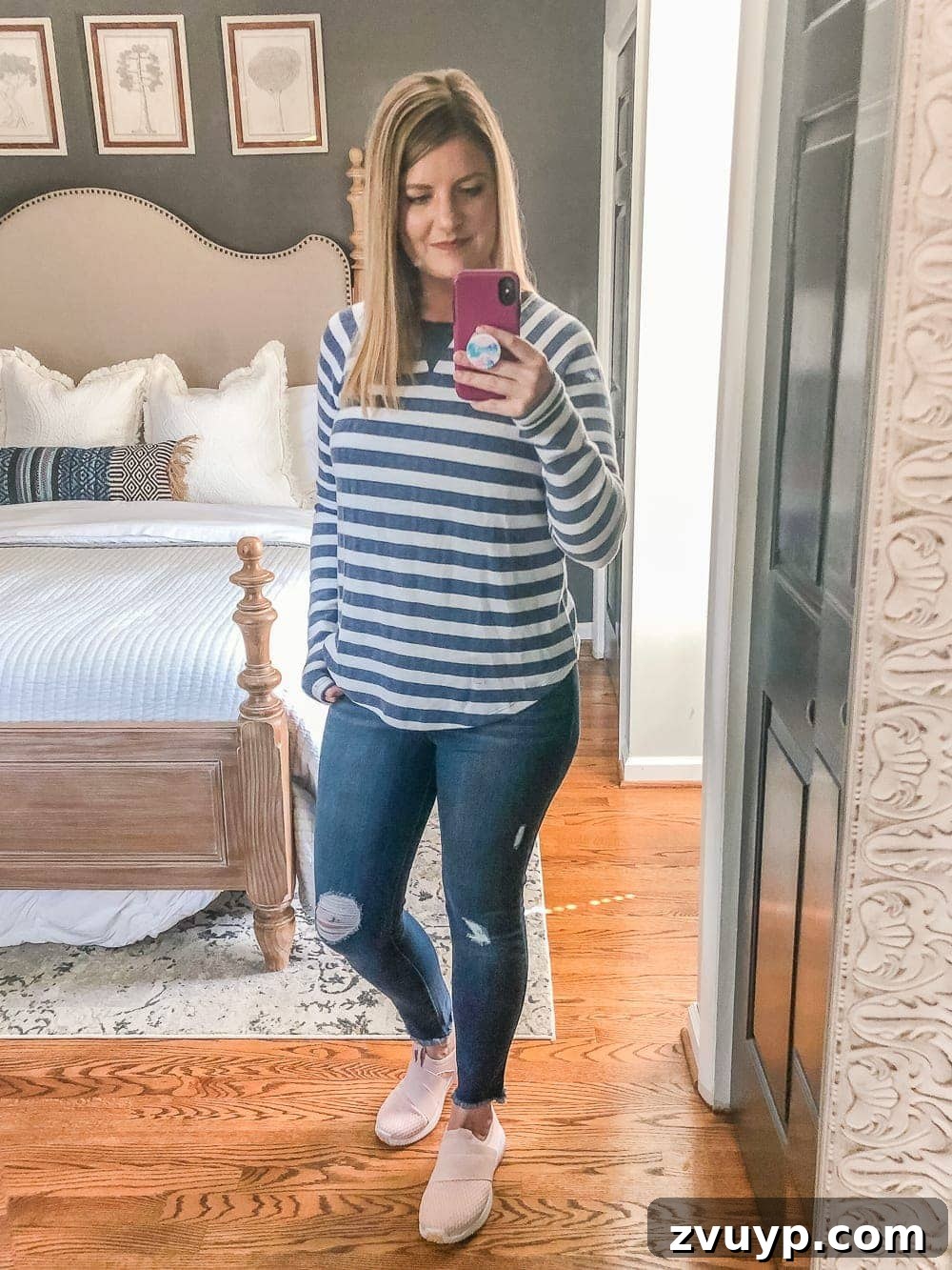 7 Stylish & Affordable Fall Outfits for a Flawless Fit 3 7 Inexpensive Tummy Hiding Mom Friendly Fall Outfits - Pullover shirt, distressed jeans, and slip-on sneakers