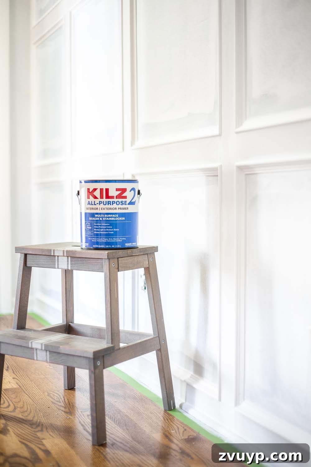 5 rules about primer and paint we wish we had known as beginner DIYers and how to create a paint finish on walls, doors, trim, and moldings that last. | Master Bedroom Refresh with Kilz®