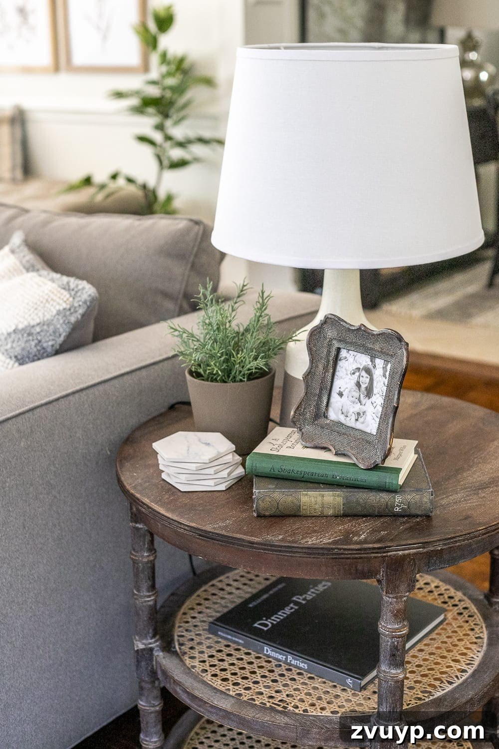 Effortless End Table Decorating Ideas 3 how to decorate an end table