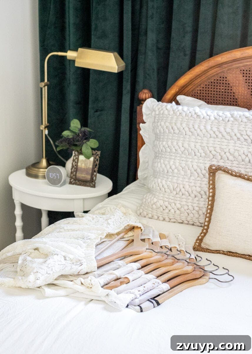 Your Definitive Guide to a Decluttered Wardrobe 6 Beautifully organized and aesthetically pleasing wardrobe with coordinated clothing.