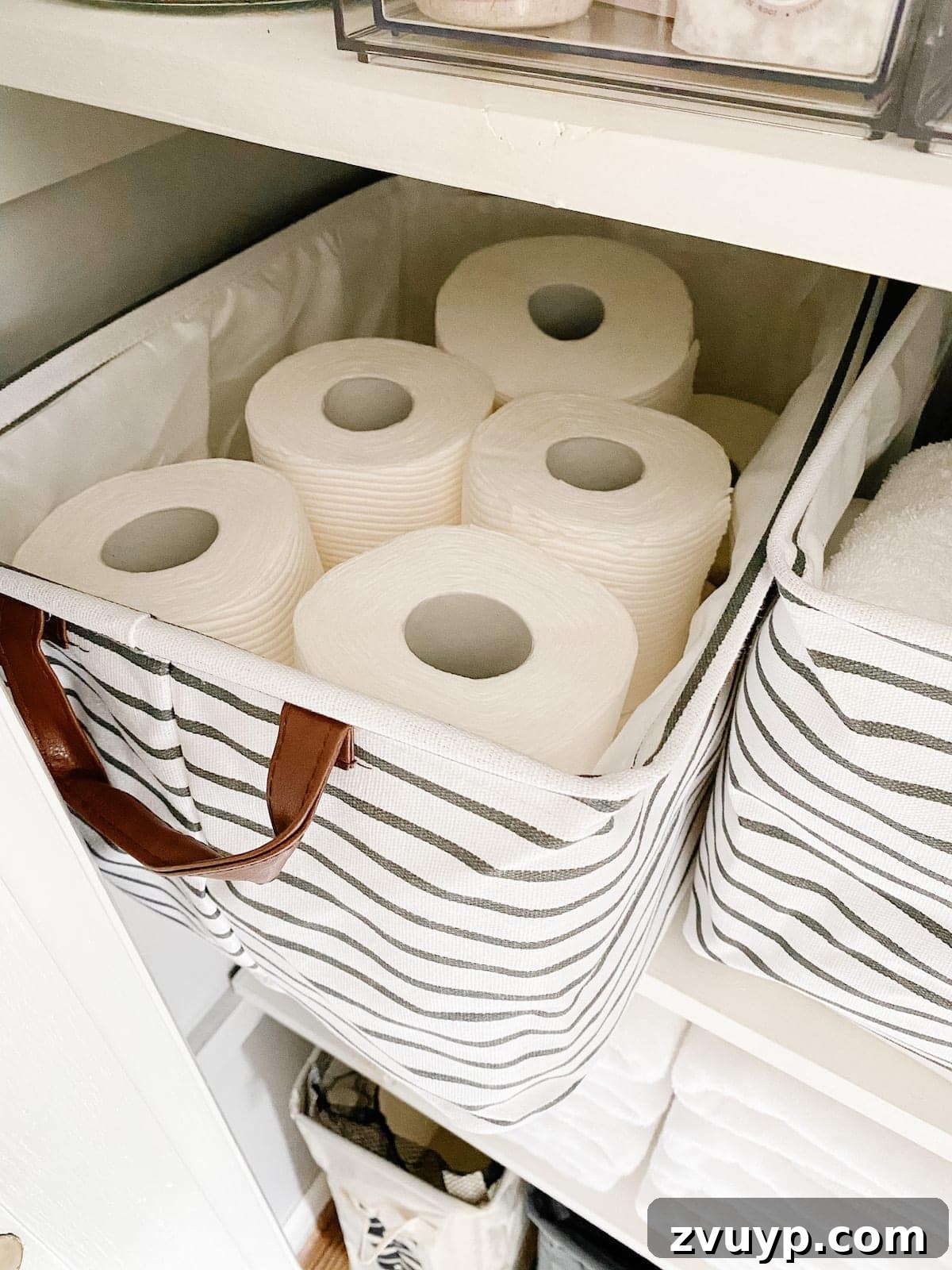 The Ultimate Kids Bathroom Organization Guide 12 A complete tour of kids' bathroom organization ideas + all of the best organizers to make every bathroom tidy.