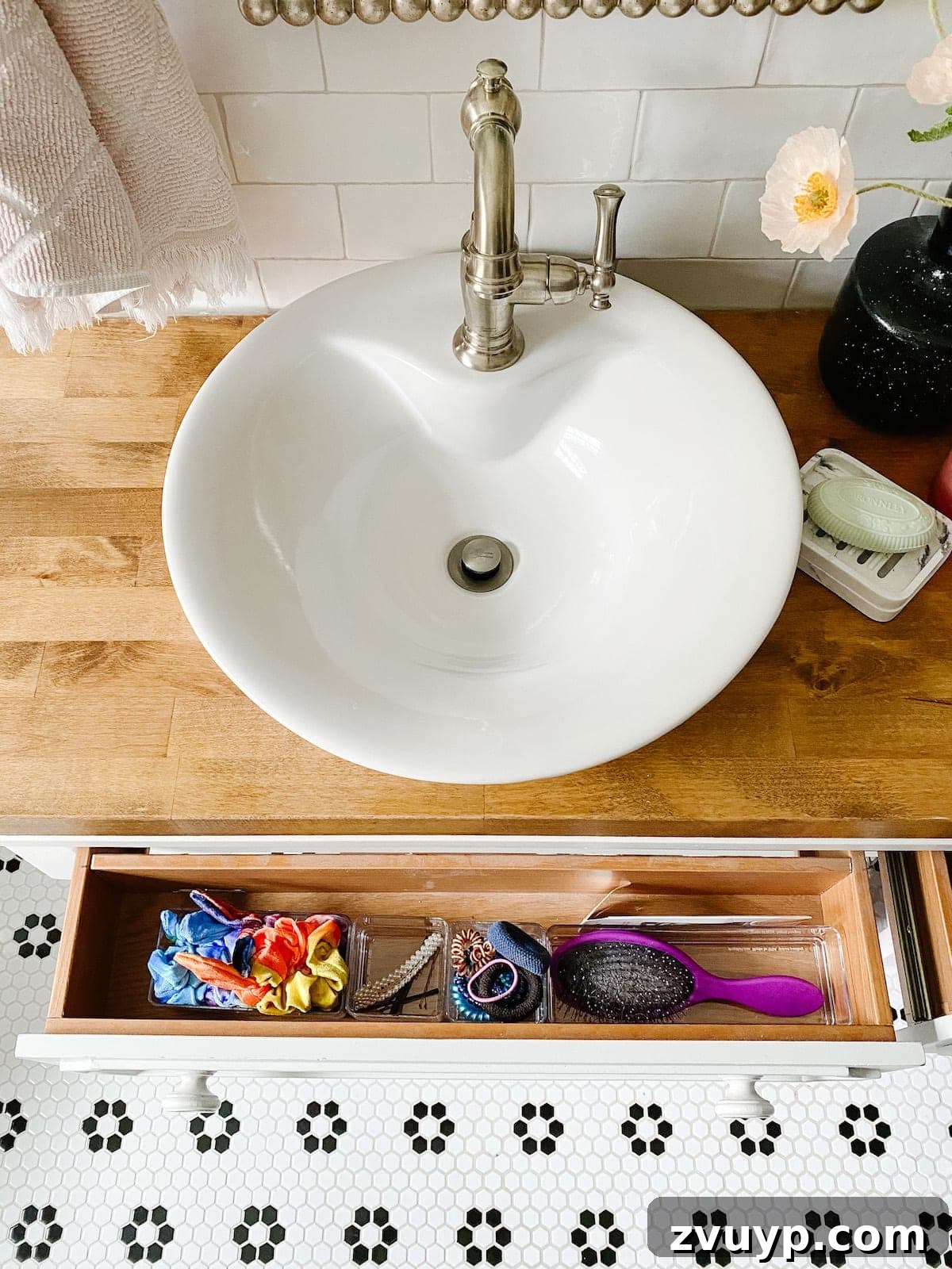 The Ultimate Kids Bathroom Organization Guide 5 A complete tour of kids' bathroom organization ideas + all of the best organizers to make every bathroom tidy.