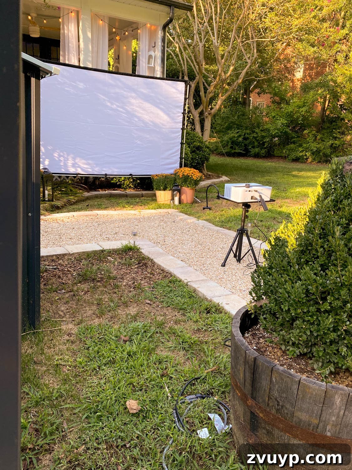 Create an Epic Backyard Movie Night Without Breaking the Bank 7 how to set up a backyard movie night with recommended projector and outdoor projector screen