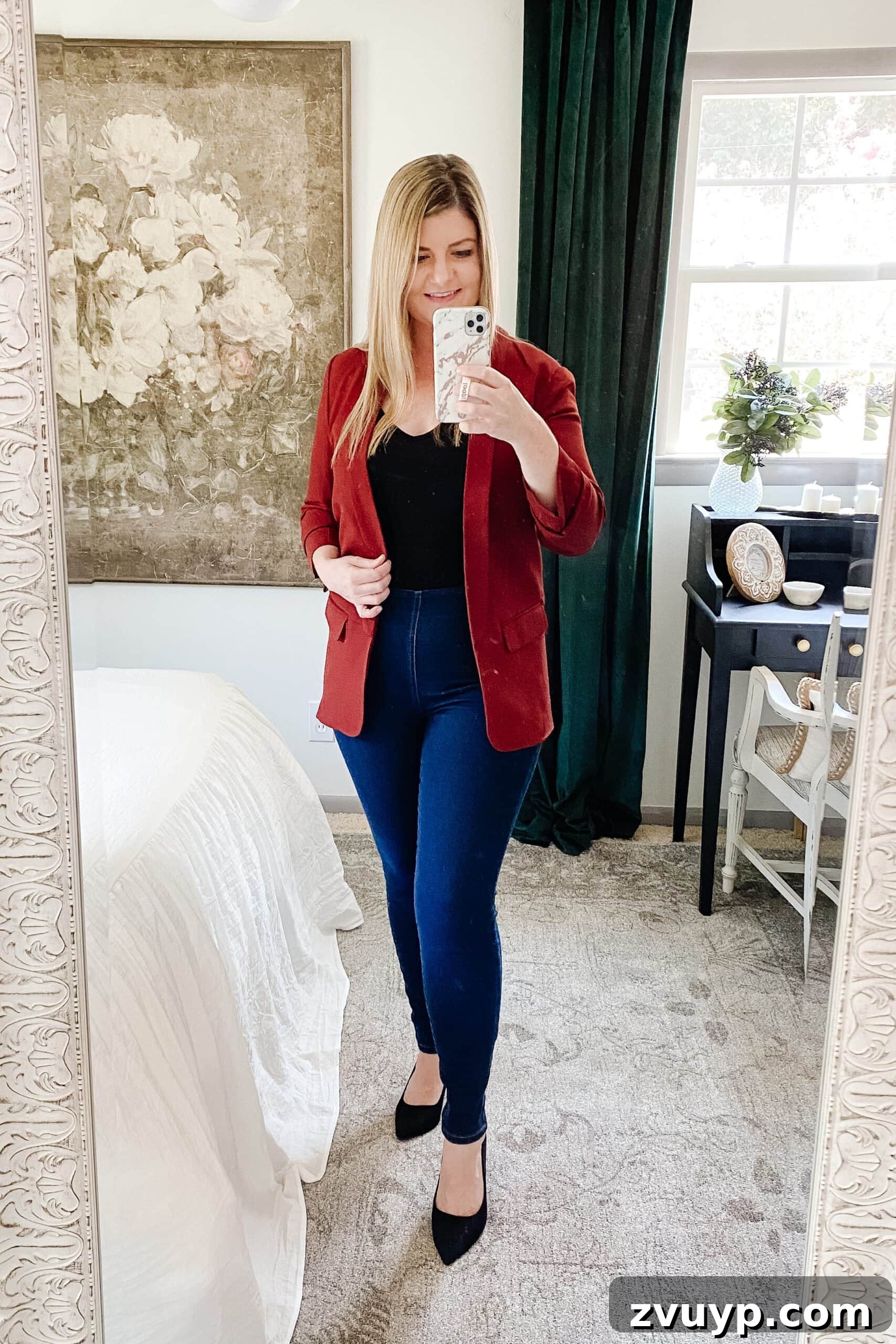Unlock a Slimmer You: 6 Fall Outfits for Effortless Style 3 Slimming fall outfit idea: blazer, bodysuit, dark wash high waist jeans, pointed toe heels