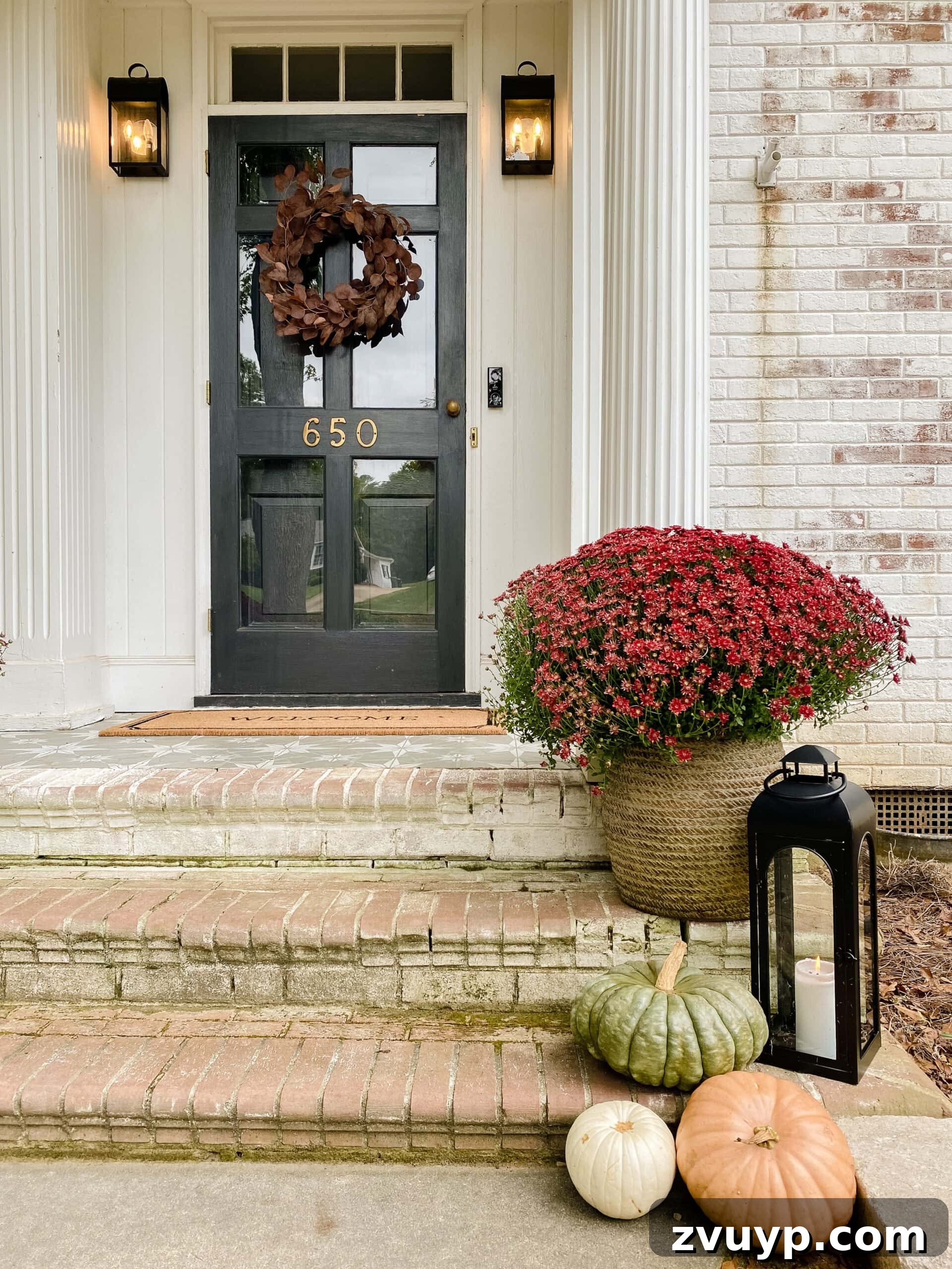 Prevent Pumpkin Rot 1 Minute Hack 3 preserved pumpkins on a fall porch