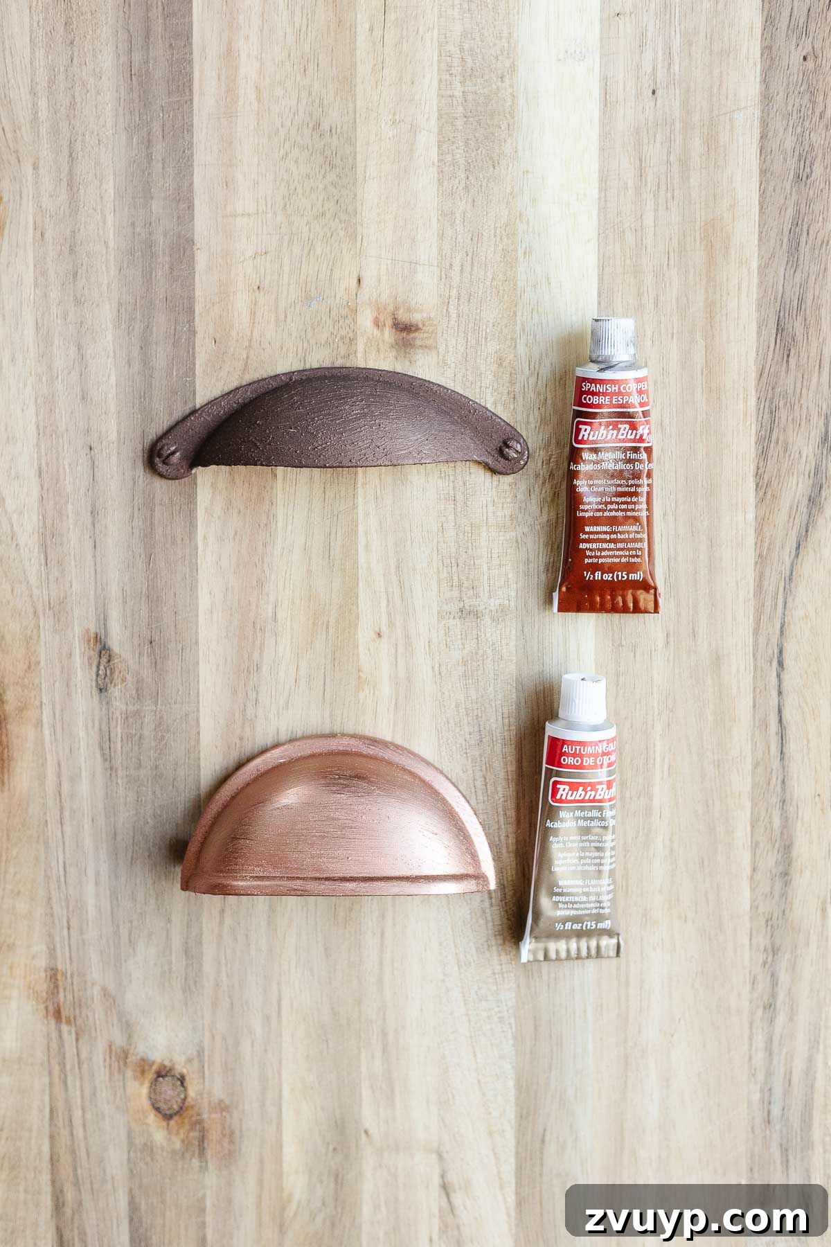 Mastering Rub n Buff: A Comprehensive Color and Technique Guide 13 Comparing Rub n Buff copper colors, Spanish Copper and Autumn Gold, on a test surface