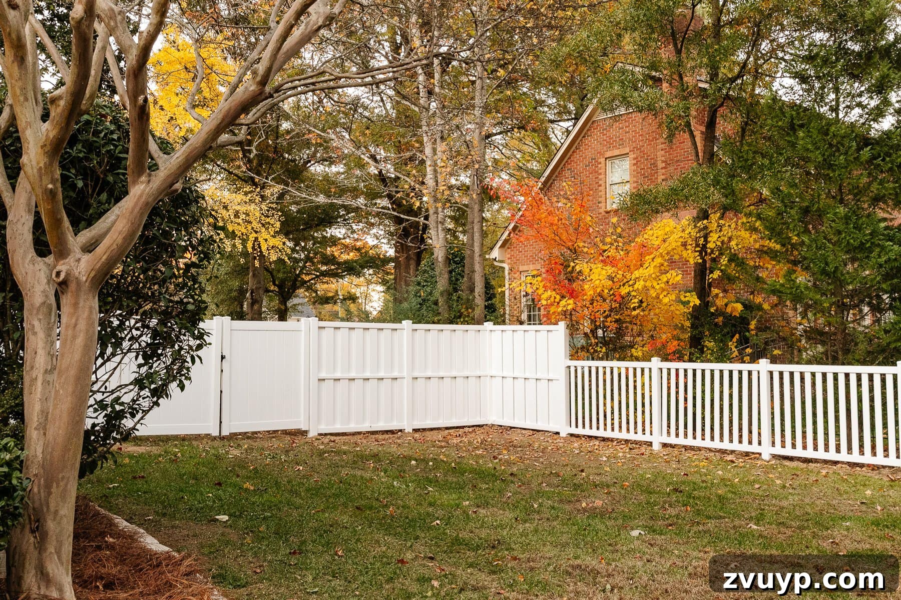 Vinyl Fence Installation Made Easy: Your Ultimate Guide 11 vinyl fence installation