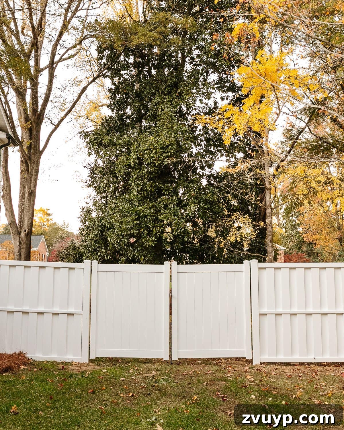 Vinyl Fence Installation Made Easy: Your Ultimate Guide 13 gates and vinyl fence installation