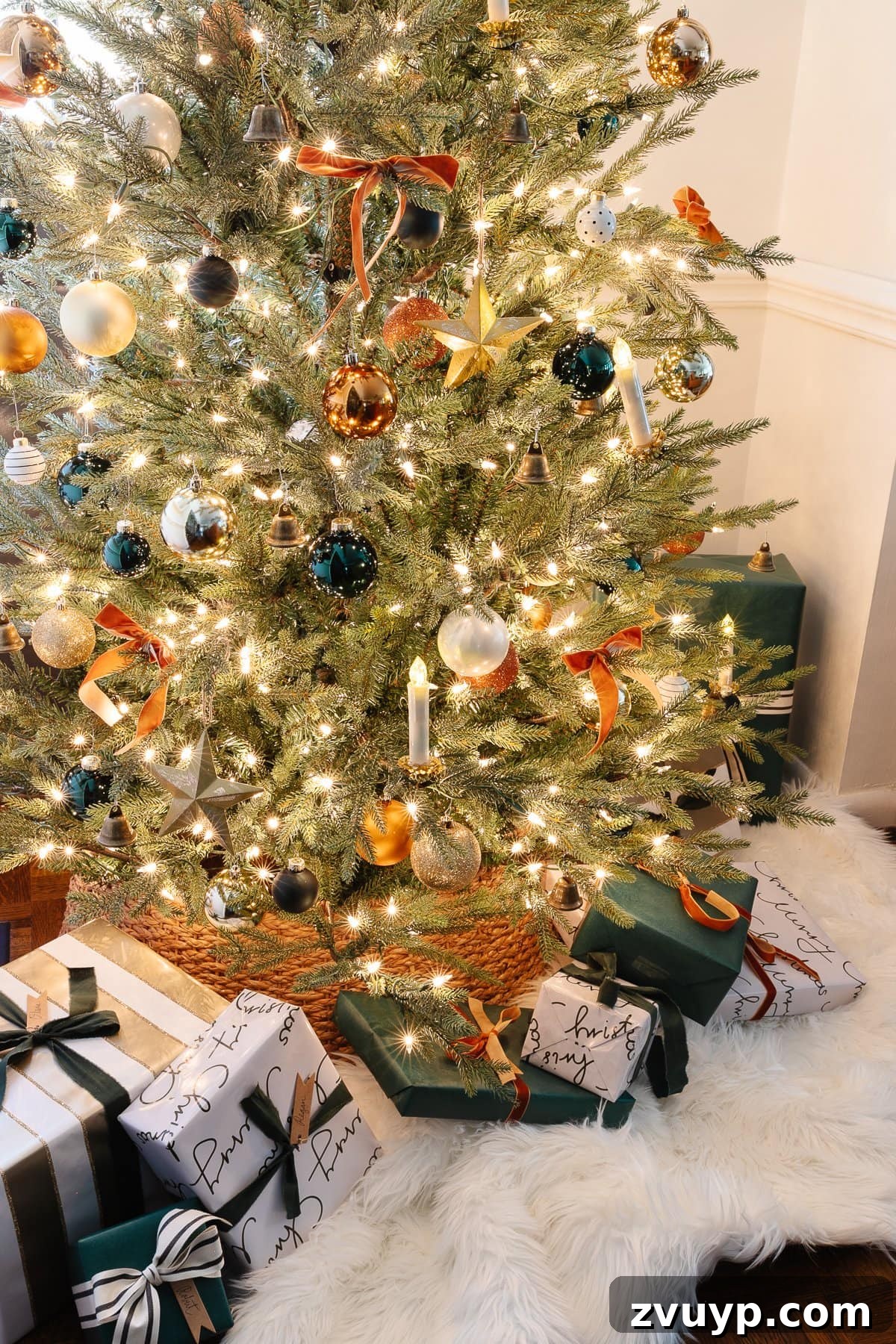 2021 Holiday Home Tour Classic Christmas Decor 36 green and orange Christmas decor ideas