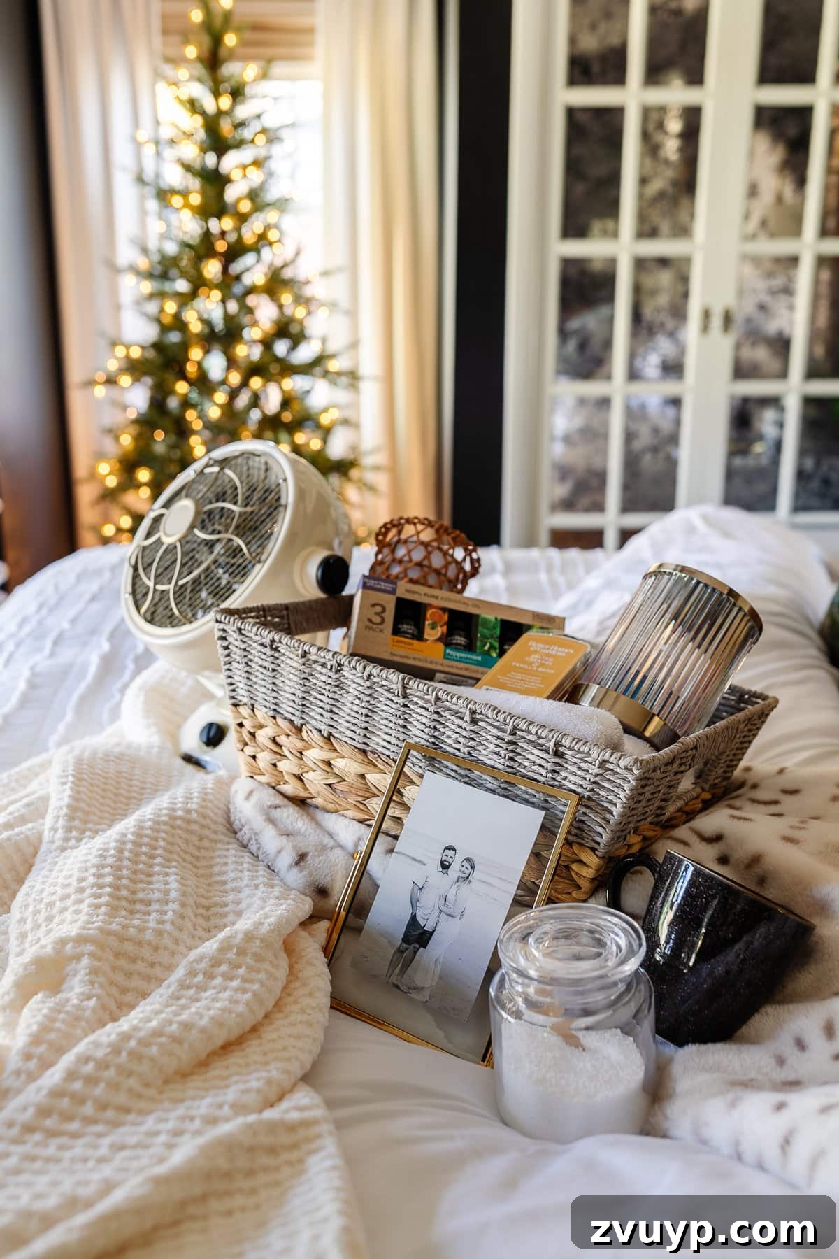 Top Inexpensive Housewarming Gifts 10 Cozy new home gift ideas and accessories