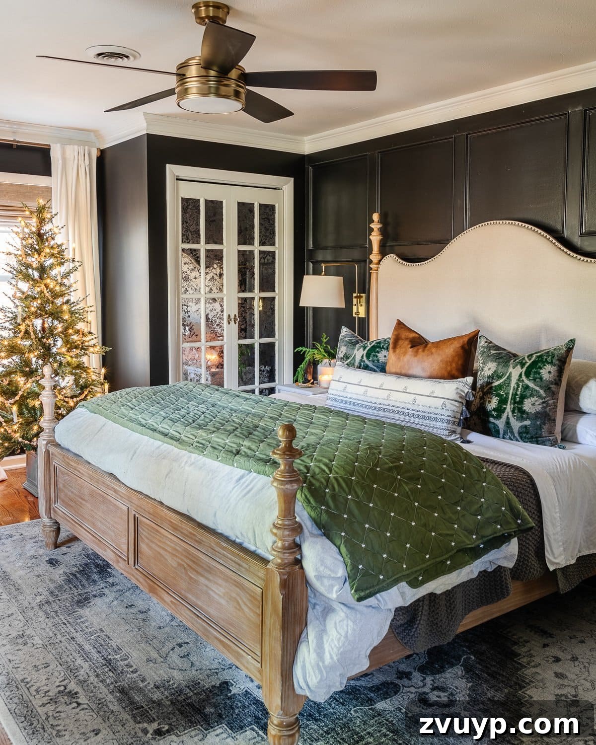 Simple Festive Touches for a Winter Cozy Bedroom 8 Simple green Christmas decor in a primary bedroom