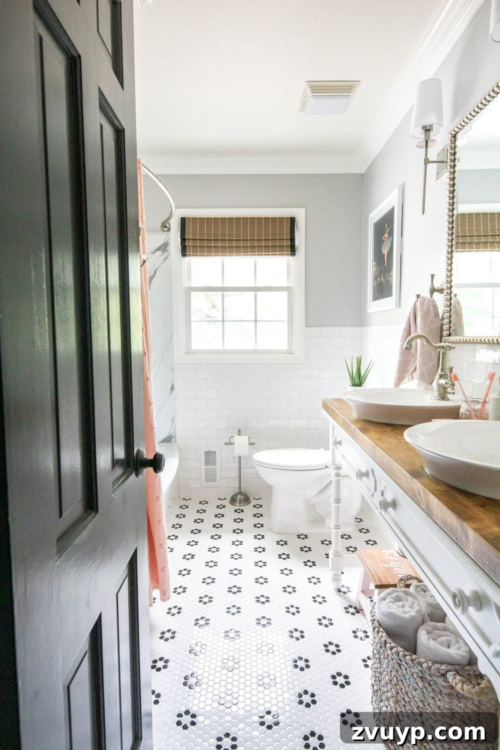 Our 21 Most Impressive Room Transformations of 2021 27 Before: Our hallway bathroom with dated decor.