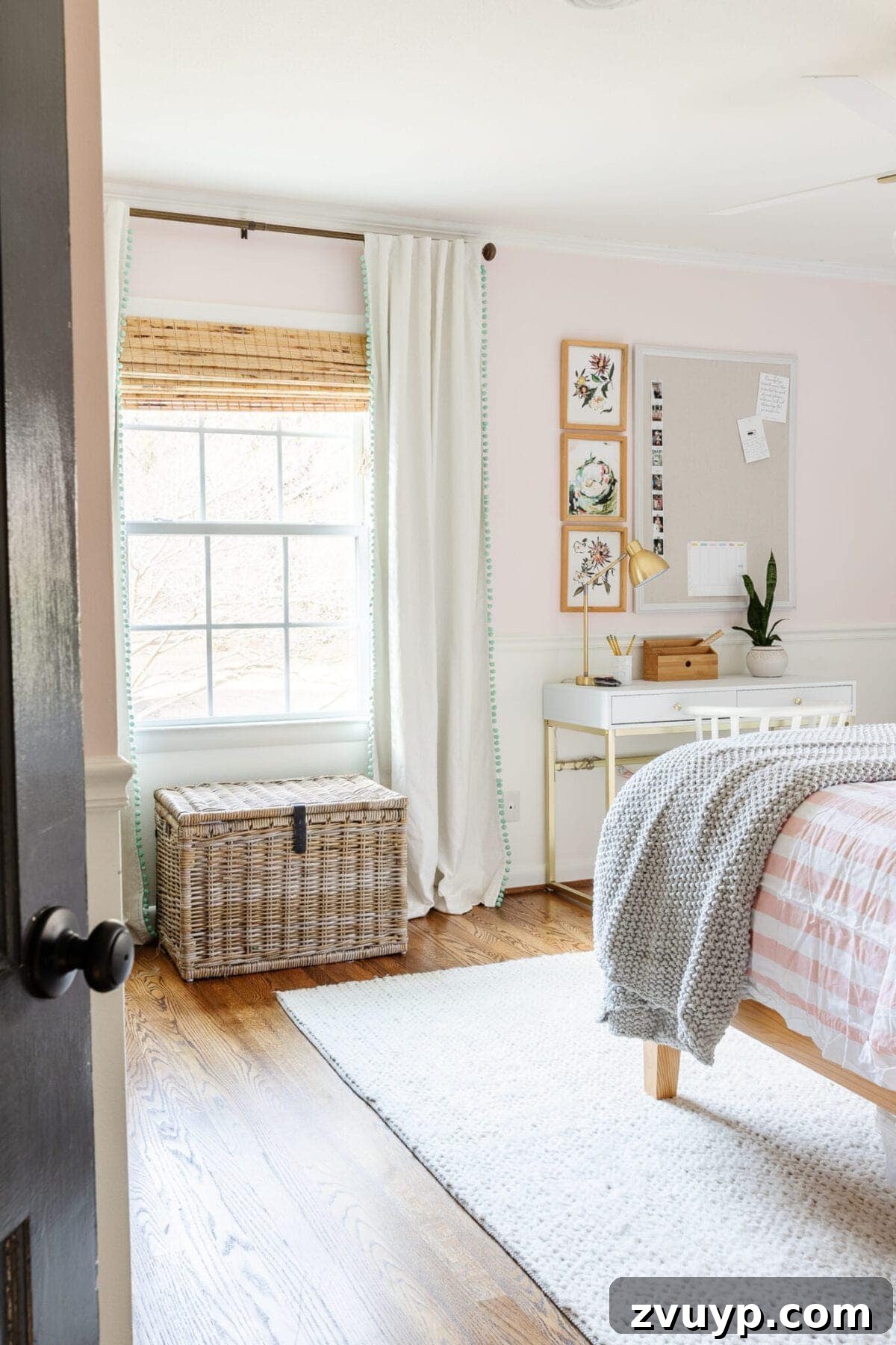 Your 2021 Product Champions 3 Stylish lidded woven basket in a child's bedroom, perfect for storing toys, blankets, or laundry, a functional home decor item.