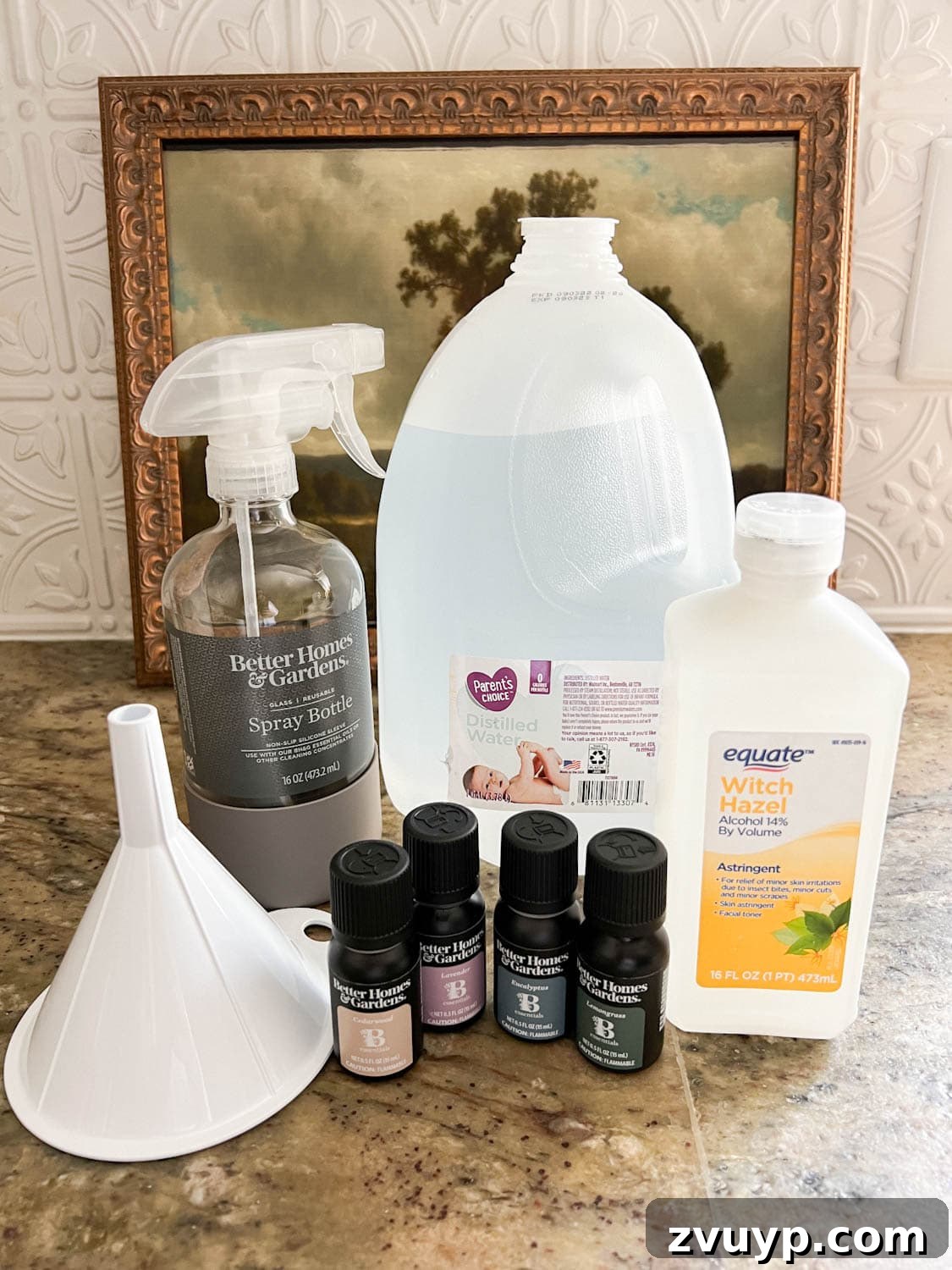 16 Natural Secrets for an Exquisitely Scented Home 8 natural ingredients to make DIY room spray
