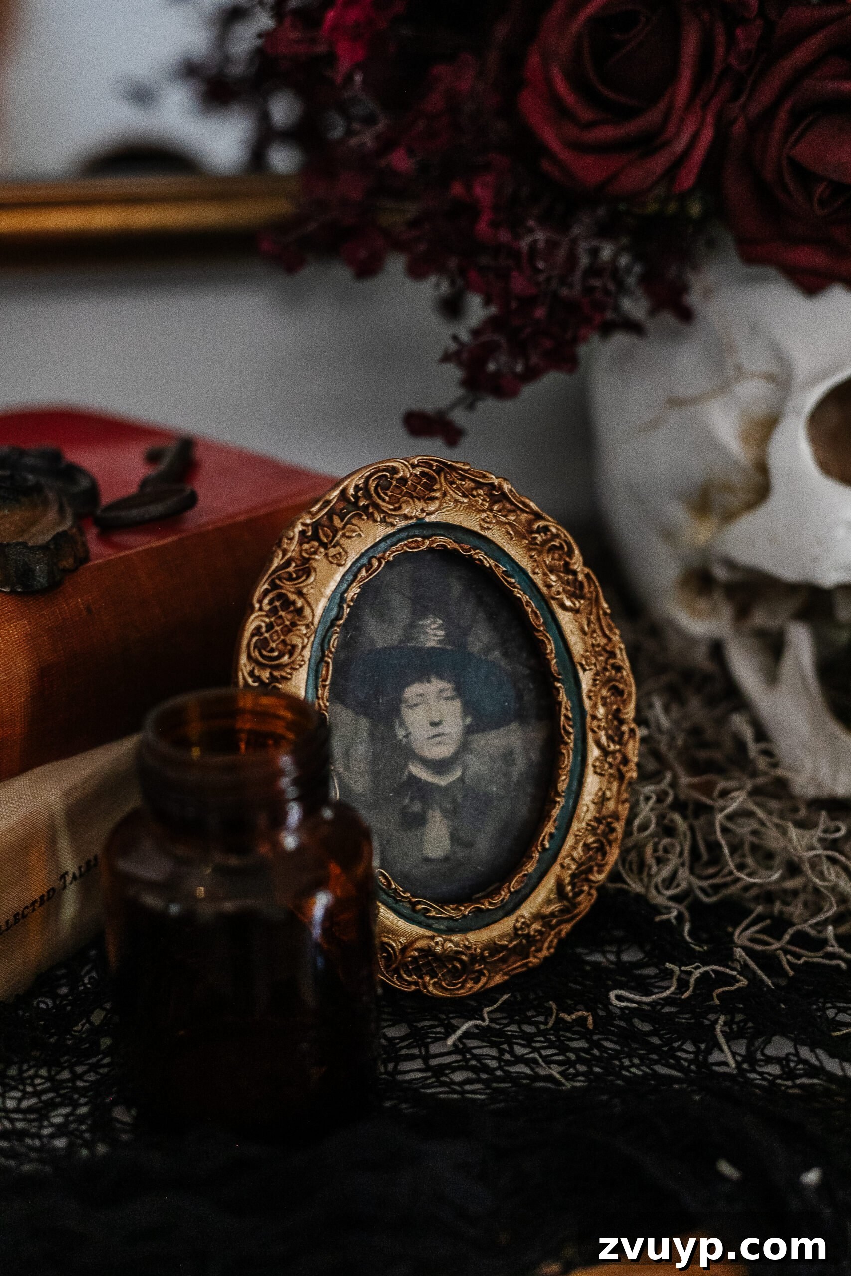 vintage picture frame with creepy Halloween portrait