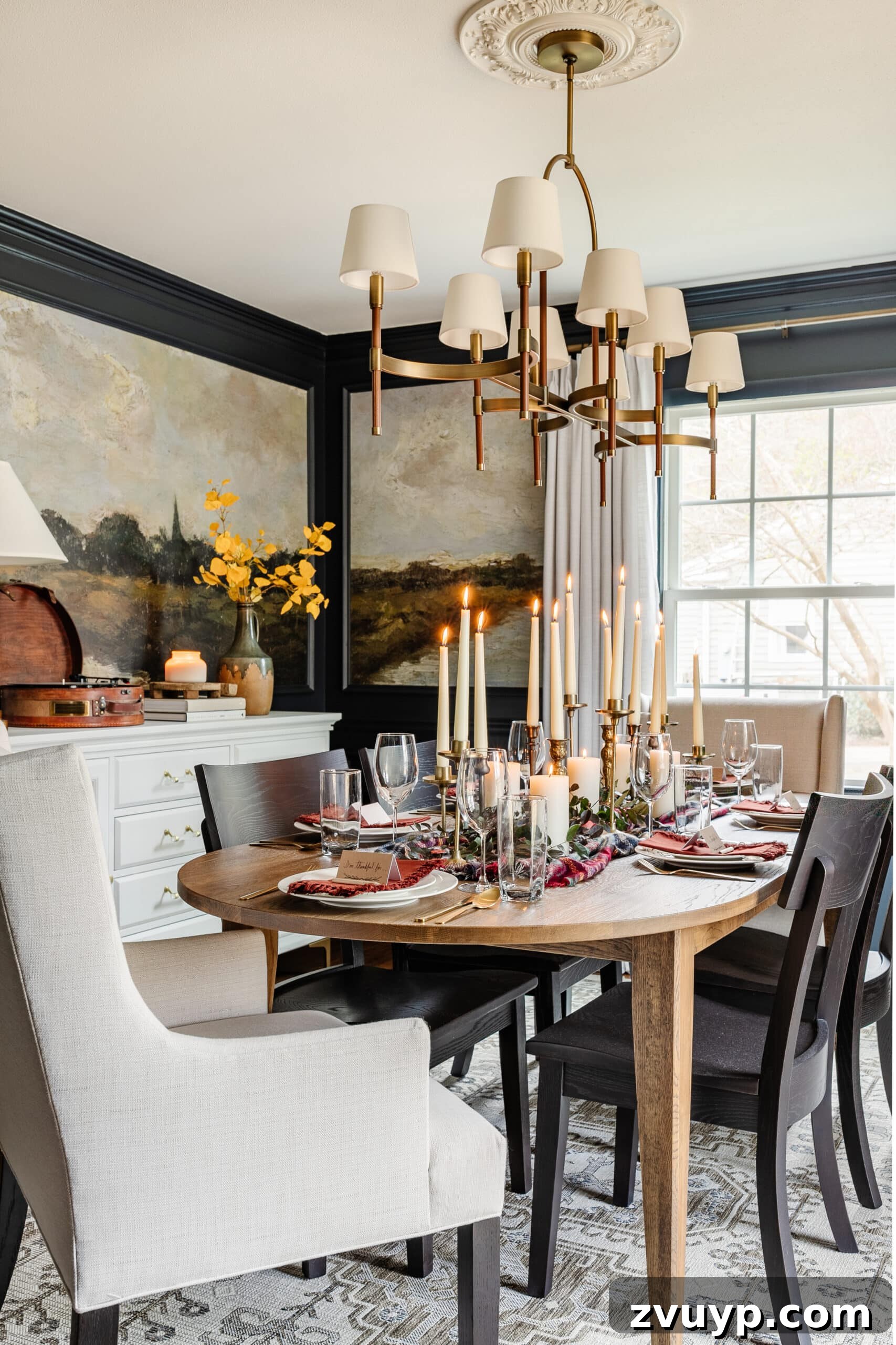 Easy Affordable Thanksgiving Centerpiece from Thrift Store Finds 12 navy blue dining room with Thanksgiving decor