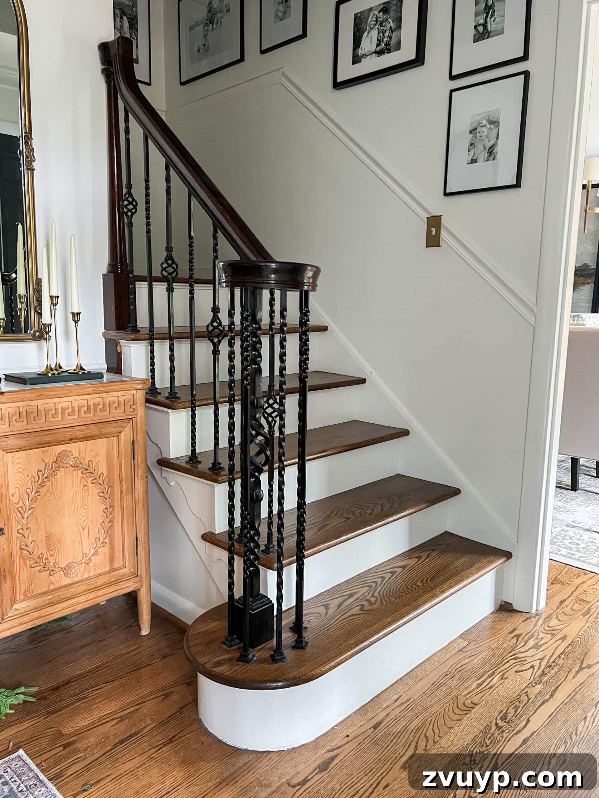 Deck the Halls Staircase and Entryway Christmas Garland Decor 3 traditional staircase banister
