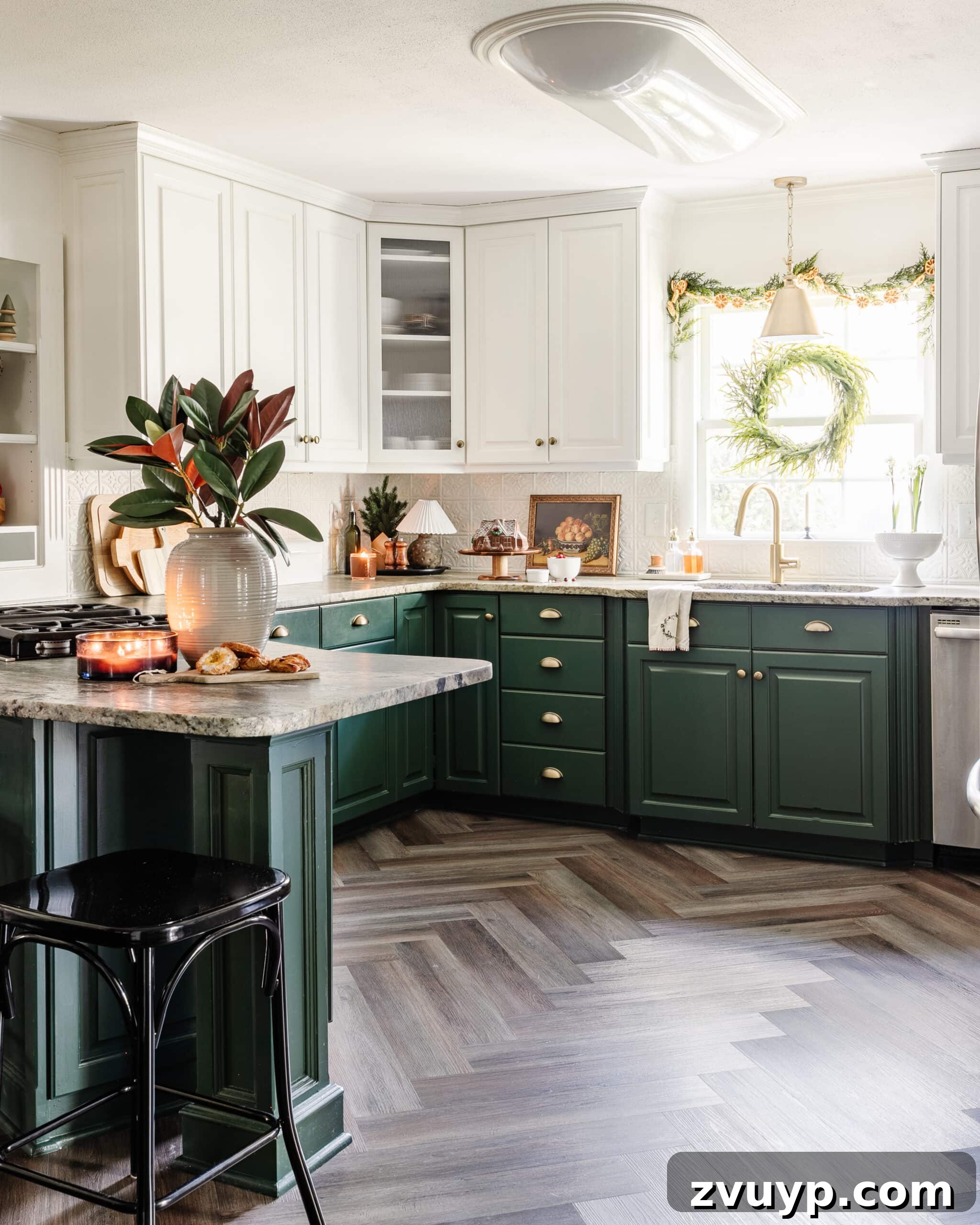 9 Quick Christmas Kitchen Transformations 13 simple Christmas kitchen decor using fake greenery, fake food, and free art creating a cozy holiday atmosphere