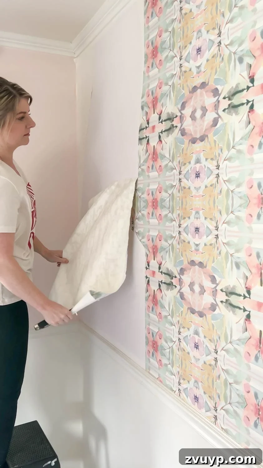Mastering Wallpaper Removal: 3 Tried and True Methods 11 Successfully removing wallpaper with store-bought Piranha brand stripper