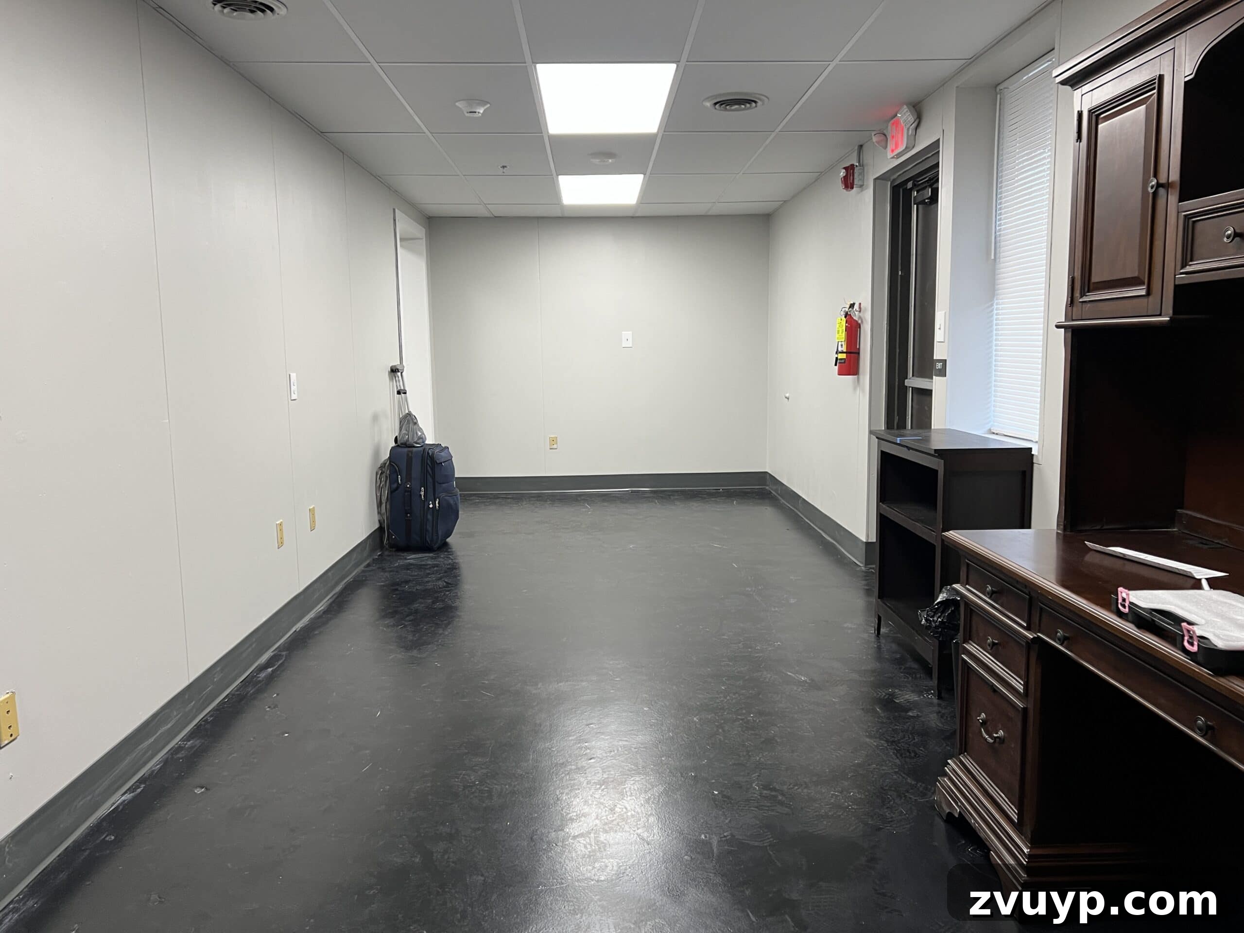 Transform Your Office: Cozy Conference Room Design Ideas 6 conference room before