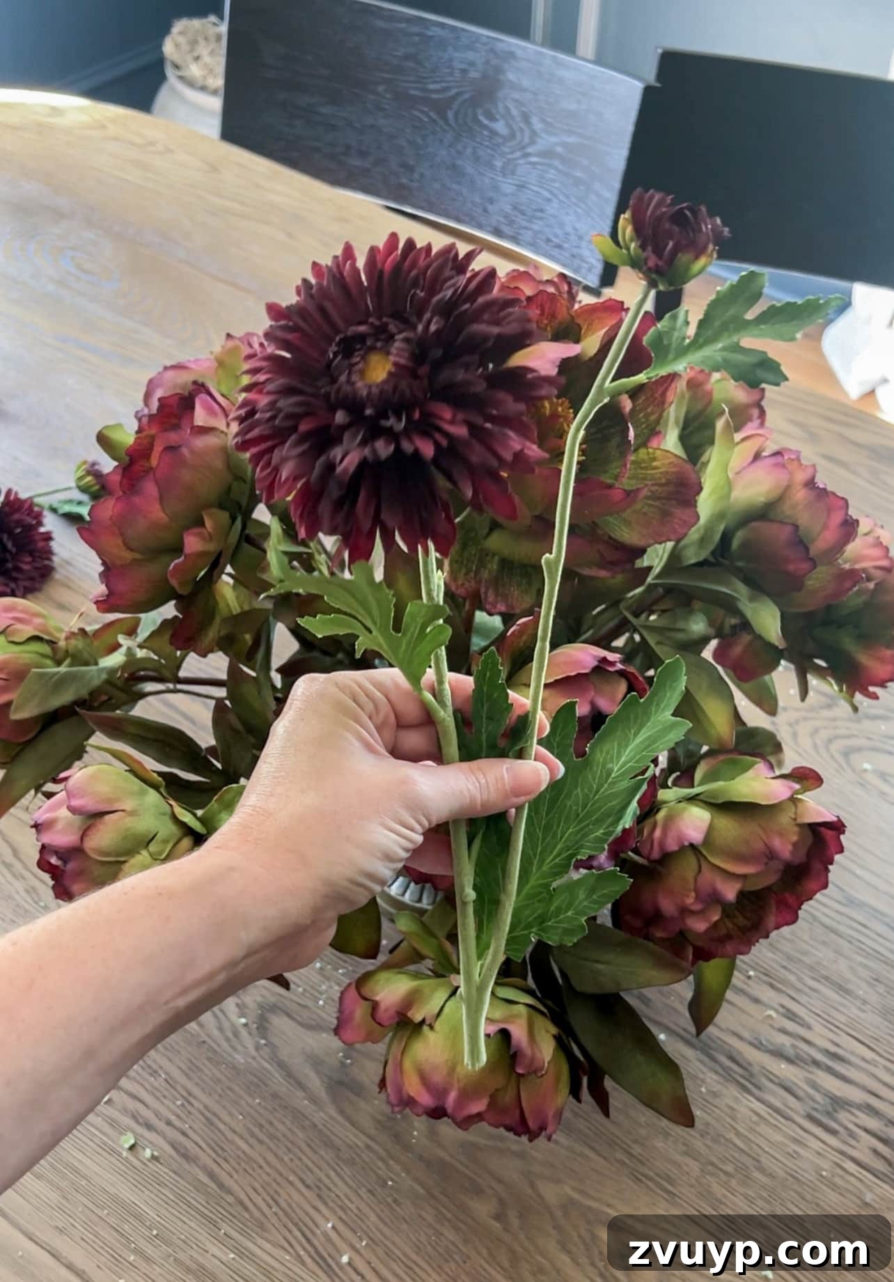 Autumn Blooms: Simple DIY Floral Arrangements 9 Introducing burgundy mums from Afloral as secondary flowers in the fall arrangement
