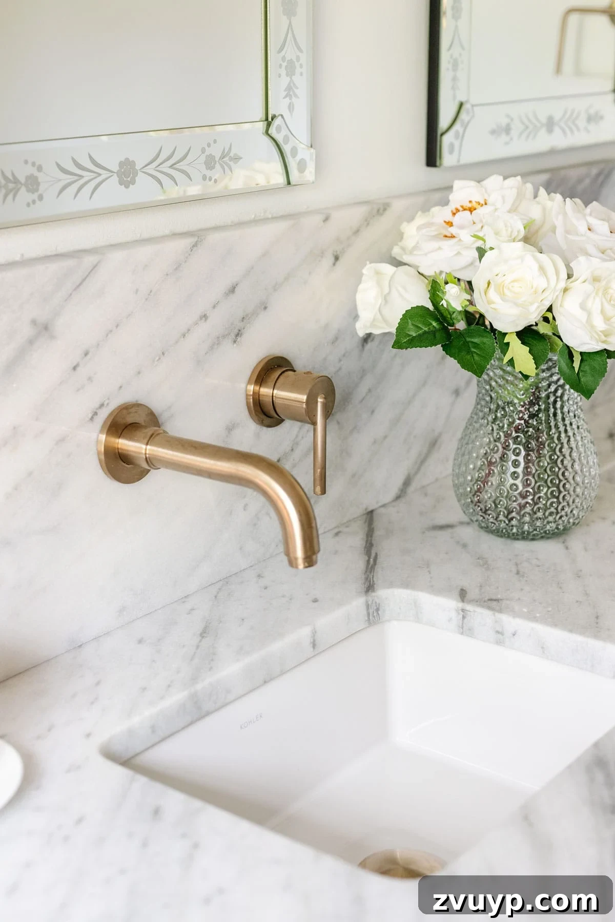 Small Bathroom Illusions: Design Tips for a Spacious Feel 14 Bathroom with minimalist fixtures, including a wall-mounted toilet